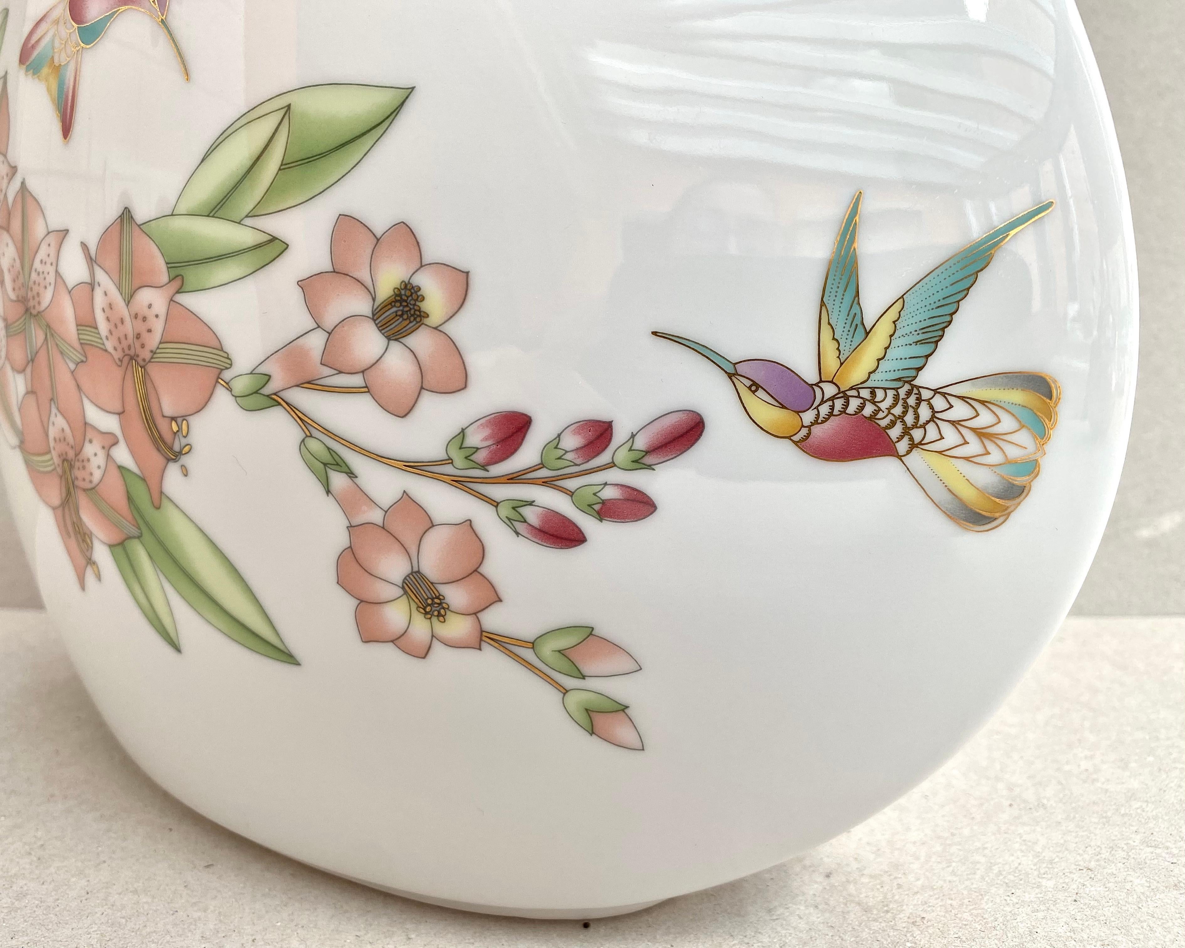 Vase Colibri Hutschenreuther aus Porzellan, Deutschland, 1980er Jahre (Romantik) im Angebot