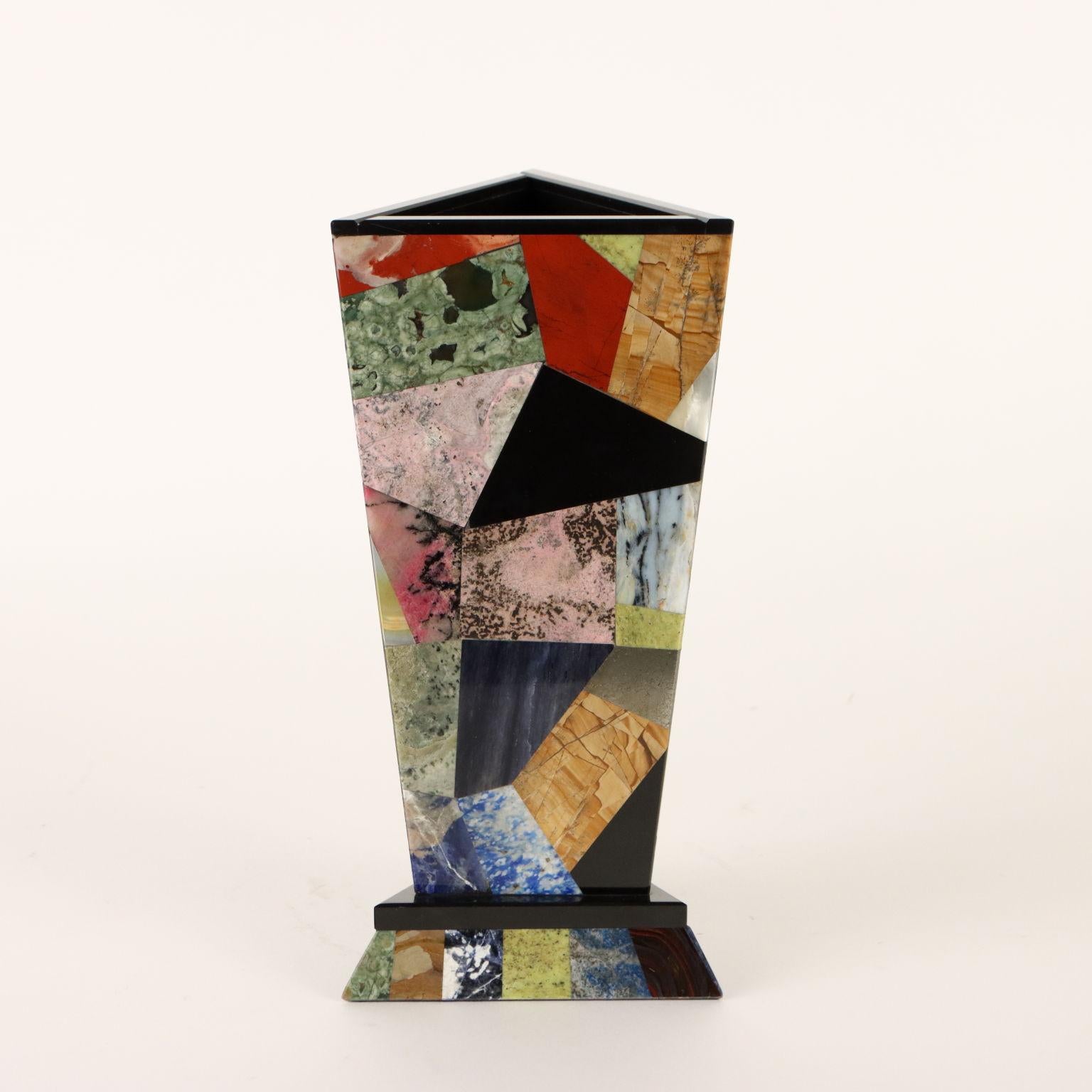Vase aus Hartsteinen, Italien, 1970er-Jahre 1980er-Jahre (20. Jahrhundert) im Angebot