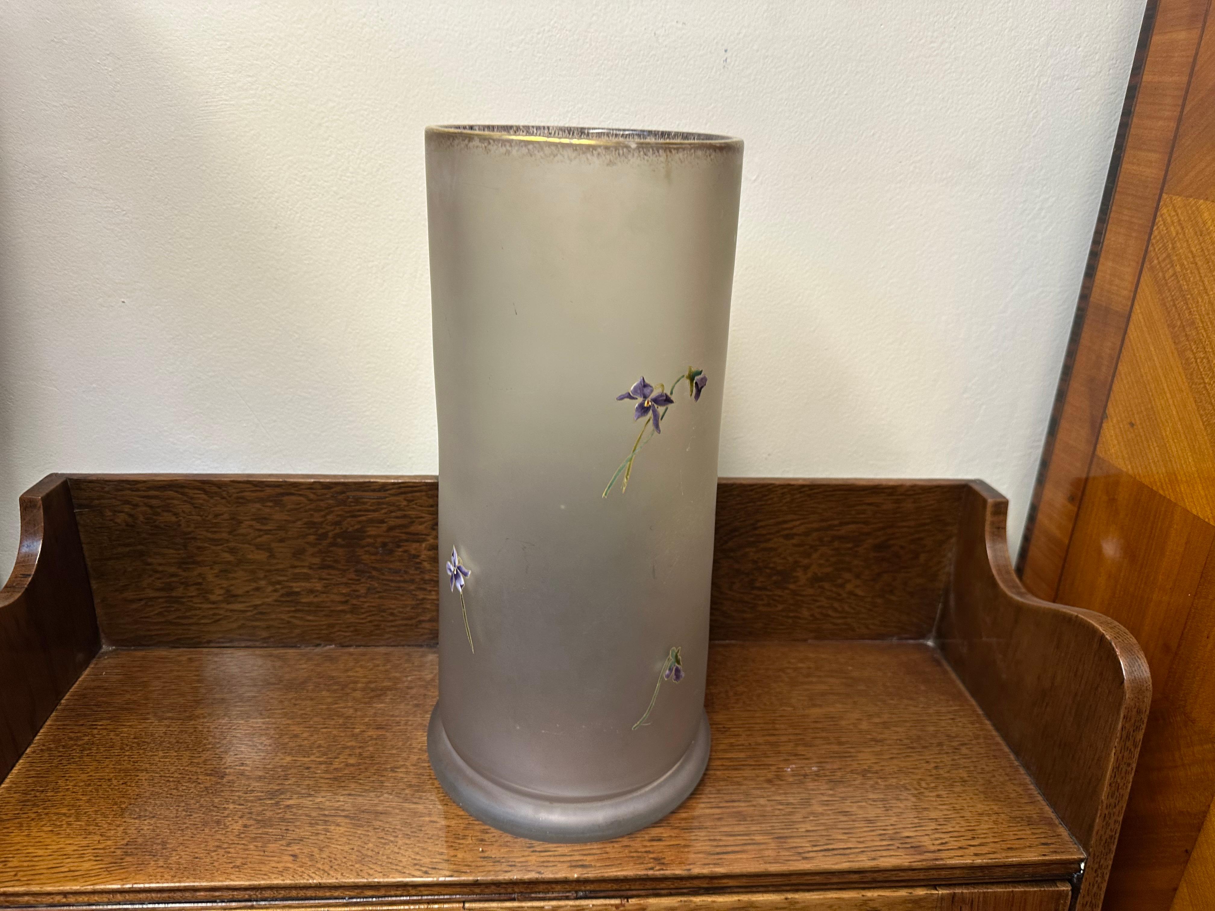 Vase Daum Nancy with enamel, Style: Jugendstil, Art Nouveau, Liberty, France In Good Condition For Sale In Ciudad Autónoma Buenos Aires, C