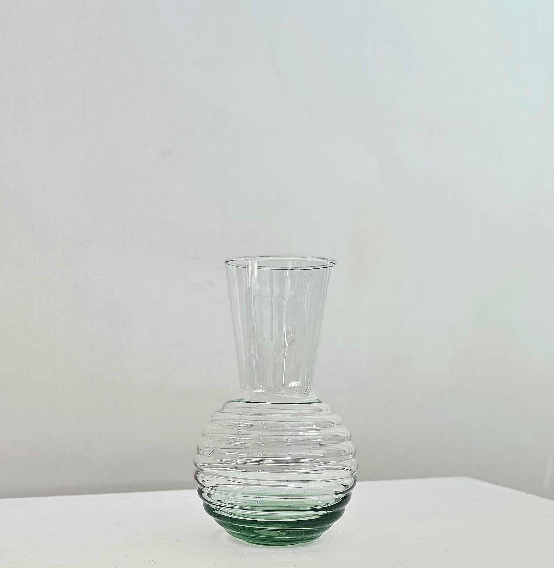 italien Vase décoratif en verre de Murano vert transparent, Italie, années 1970 en vente