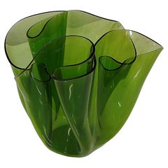 initial Nat cache Plexiglass Vases and Vessels - 22 For Sale at 1stDibs | vase plexiglas, vase  en plexiglas
