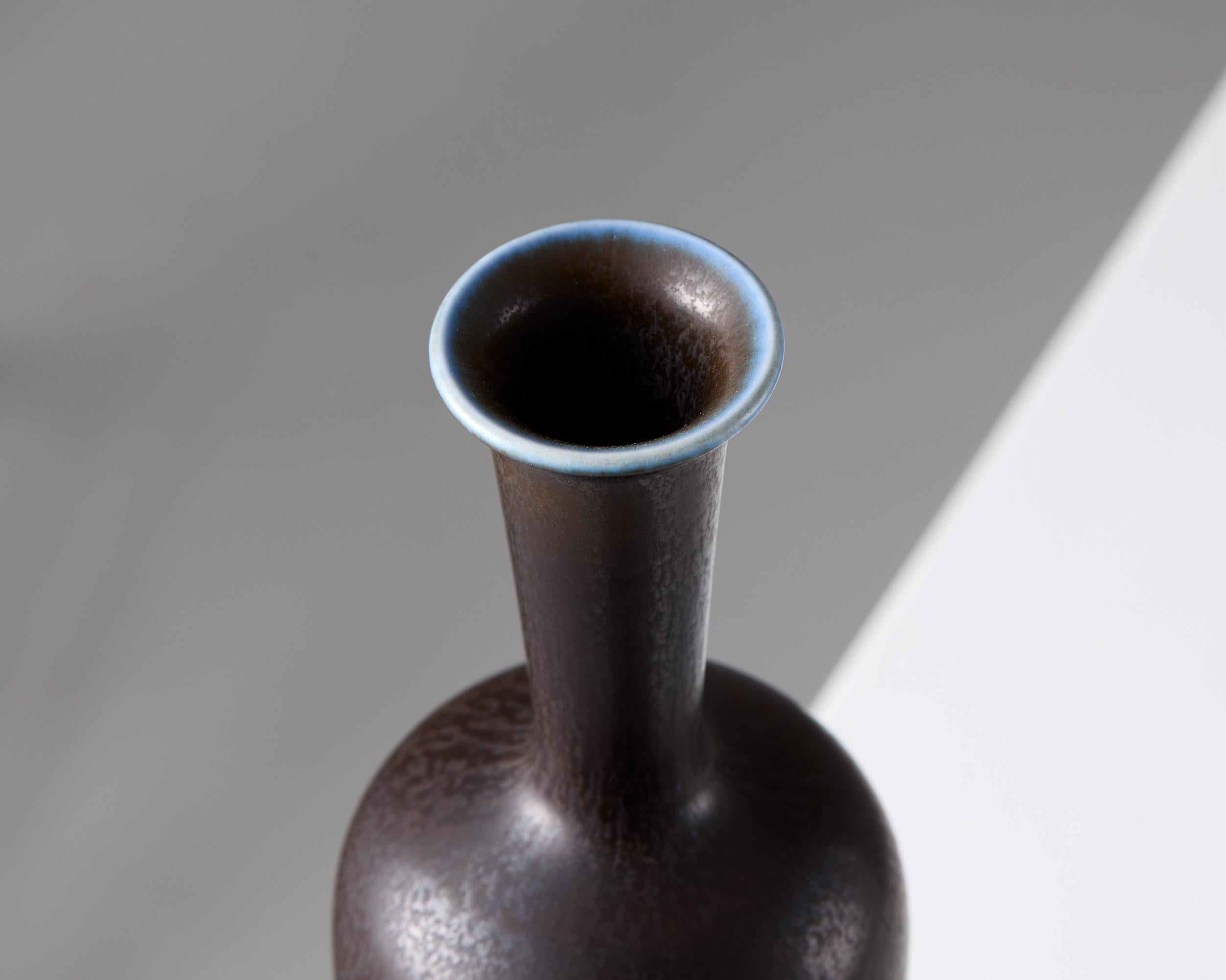 Vaso disegnato da Berndt Friberg per Gustavberg Svezia, anni '60 in vendita 1