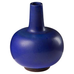 Die Vase wurde von Berndt Friberg für Gustavsberg entworfen, Schweden, 1940er Jahre