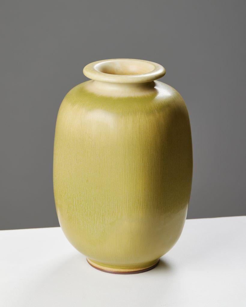 Vase, entworfen von Berndt Friberg für Gustavsberg, Schweden, 1950er Jahre im Zustand „Gut“ im Angebot in Stockholm, SE