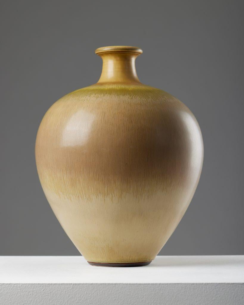 Mid-Century Modern Vase Designed by Berndt Friberg for Gustavsberg, Sweden, 1976 For Sale