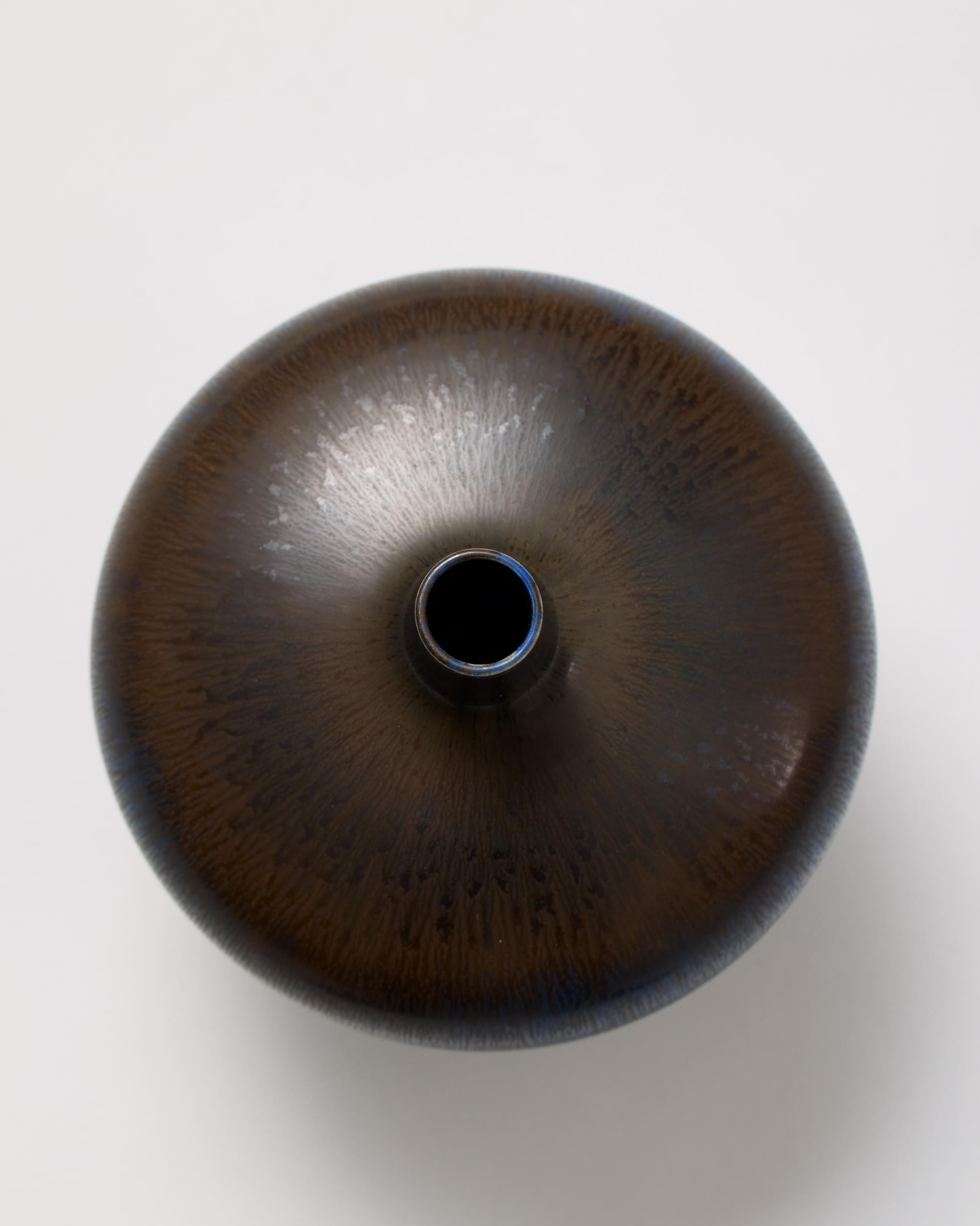 Milieu du XXe siècle Vase conçu par Berndt Friberg pour Gustavsbergs Studio, Suède 1962 en vente