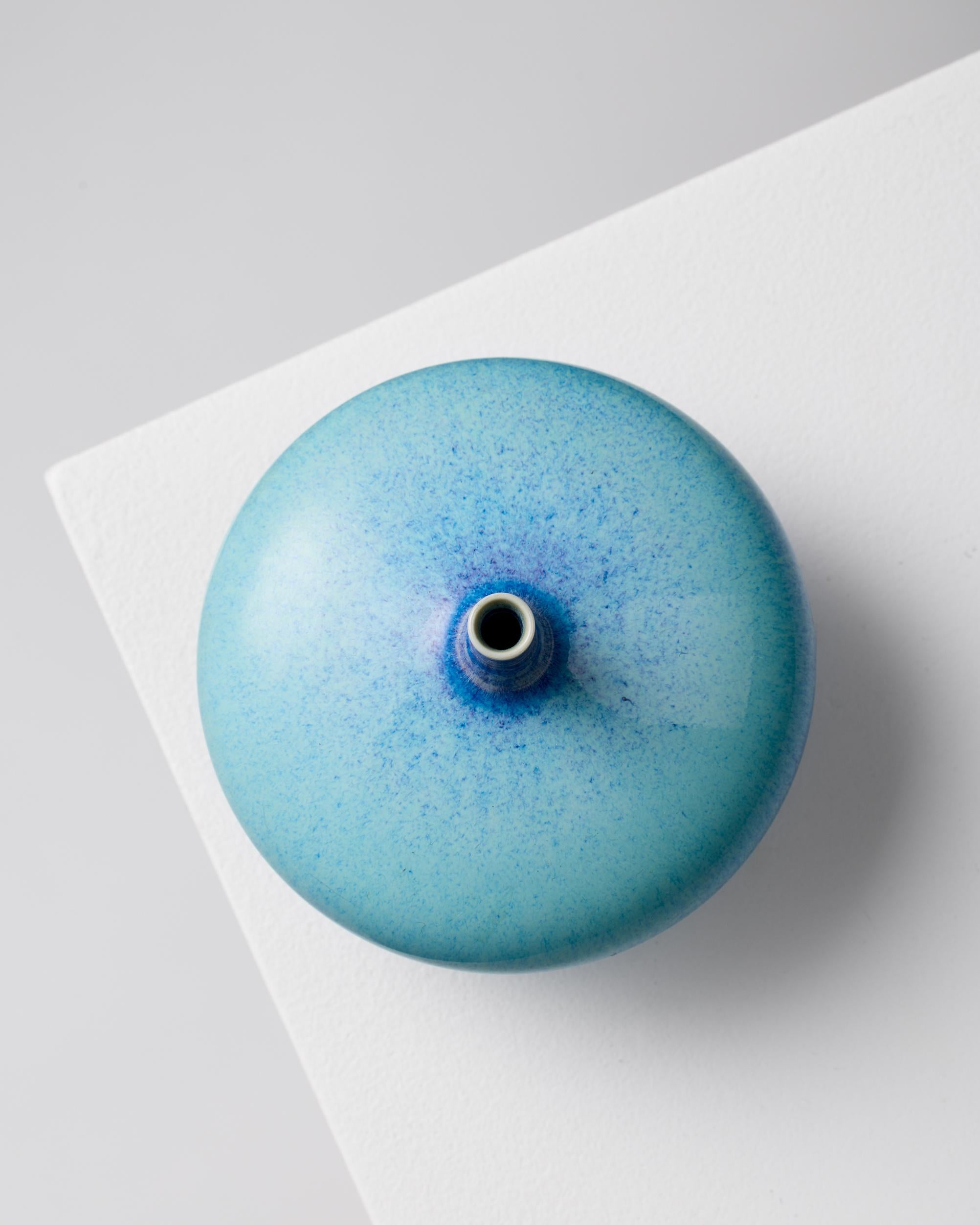 Fin du 20e siècle Vase en grès émaillé bleu de Berndt Friberg - Gustavsberg Studio, Suède 1970 en vente