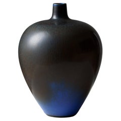 Vase designed by Berndt Friberg, Gustavsbergs Studio, Sweden, 1954.