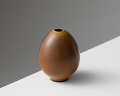 Vase designed by Berndt Friberg, Rörstrand Sweden, 1955