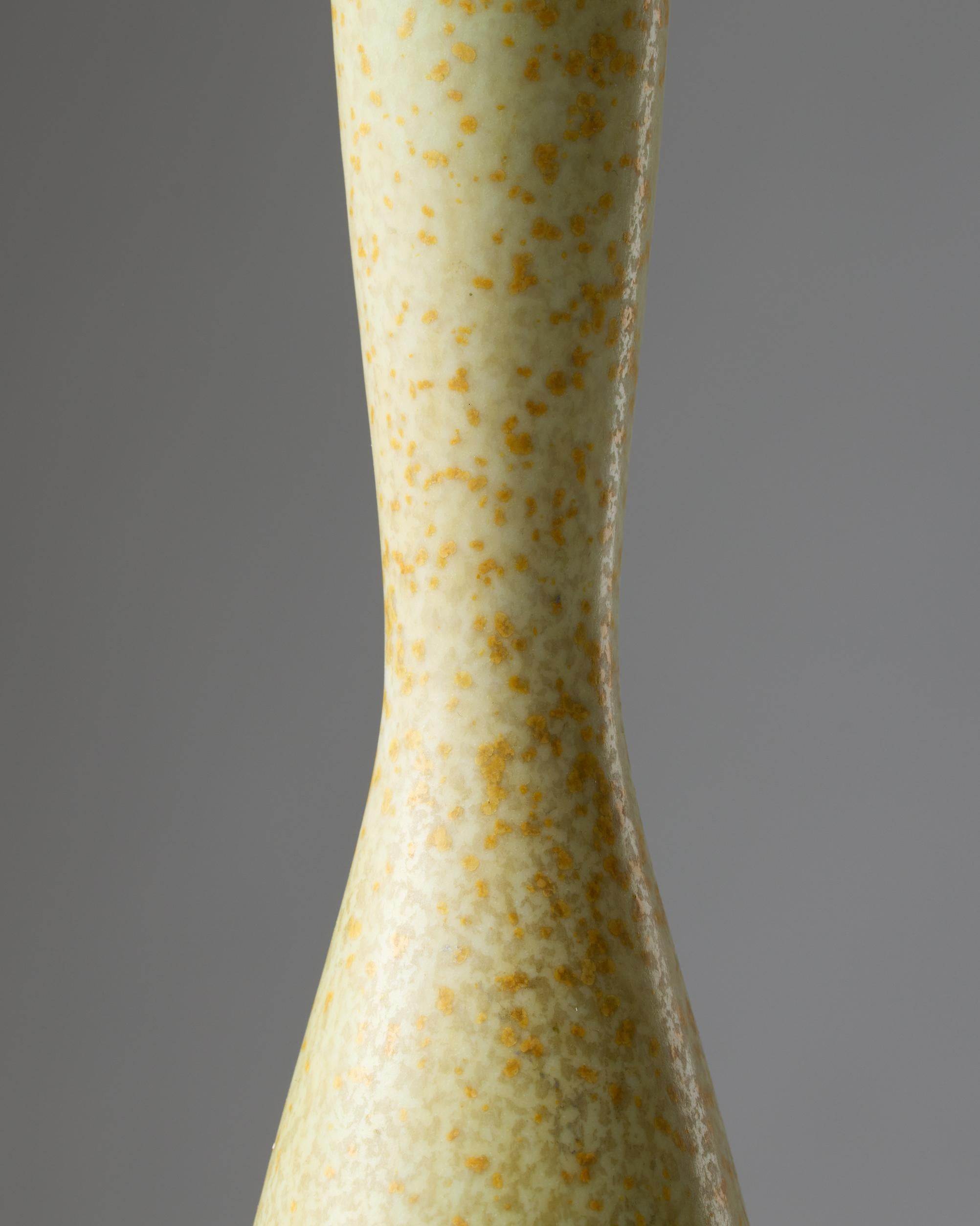 Mid-20th Century Vase designed by Carl Harry Stålhane for Rörstrand, Sweden 1950s For Sale