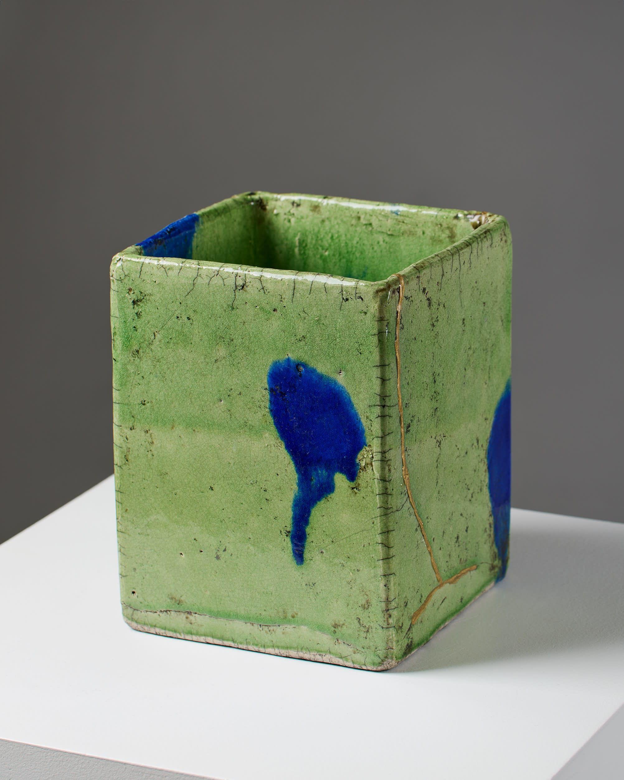 Suédois Vase conçu par Cecilia Kraitz, Suède, années 2000 en vente