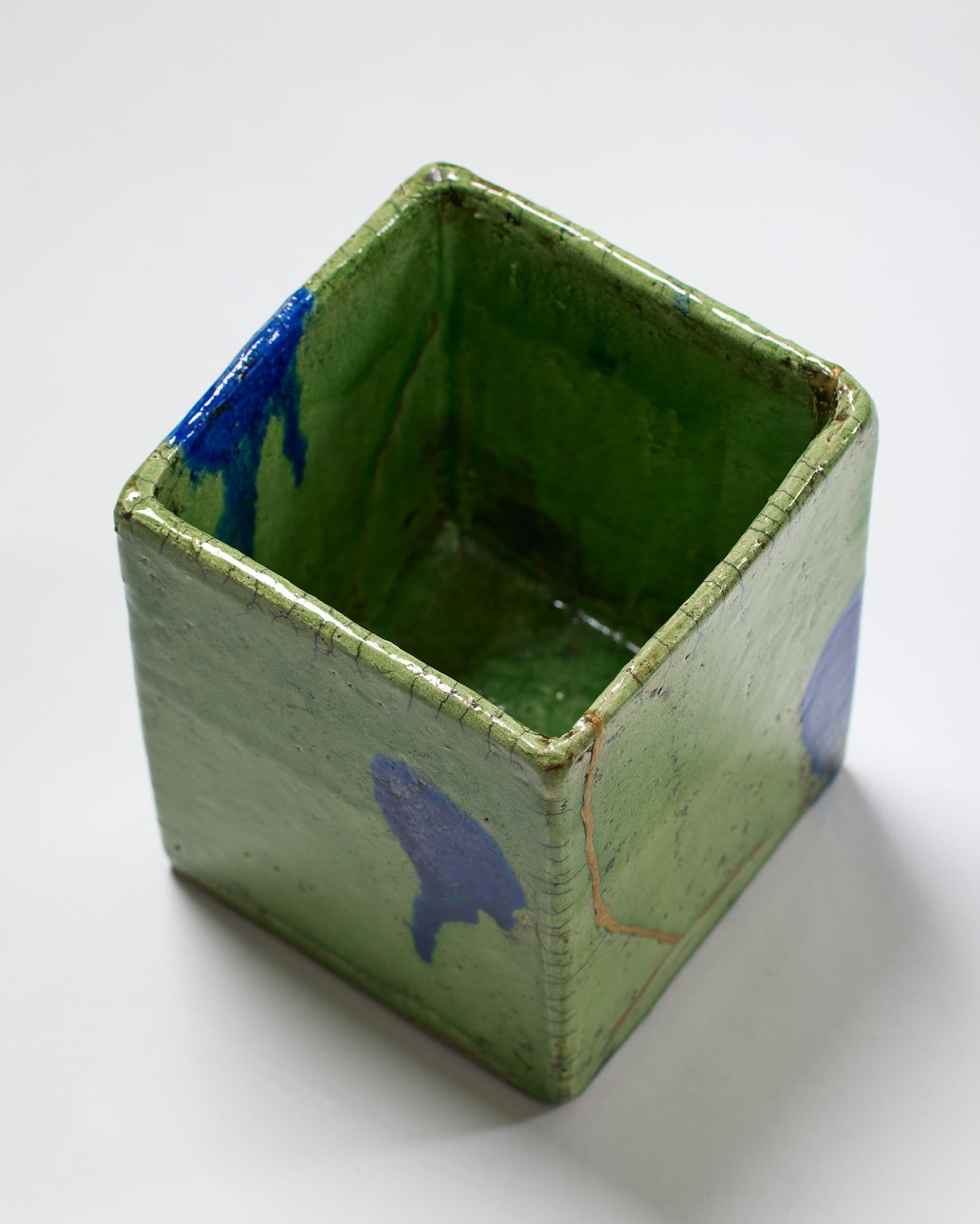 XXIe siècle et contemporain Vase conçu par Cecilia Kraitz, Suède, années 2000 en vente