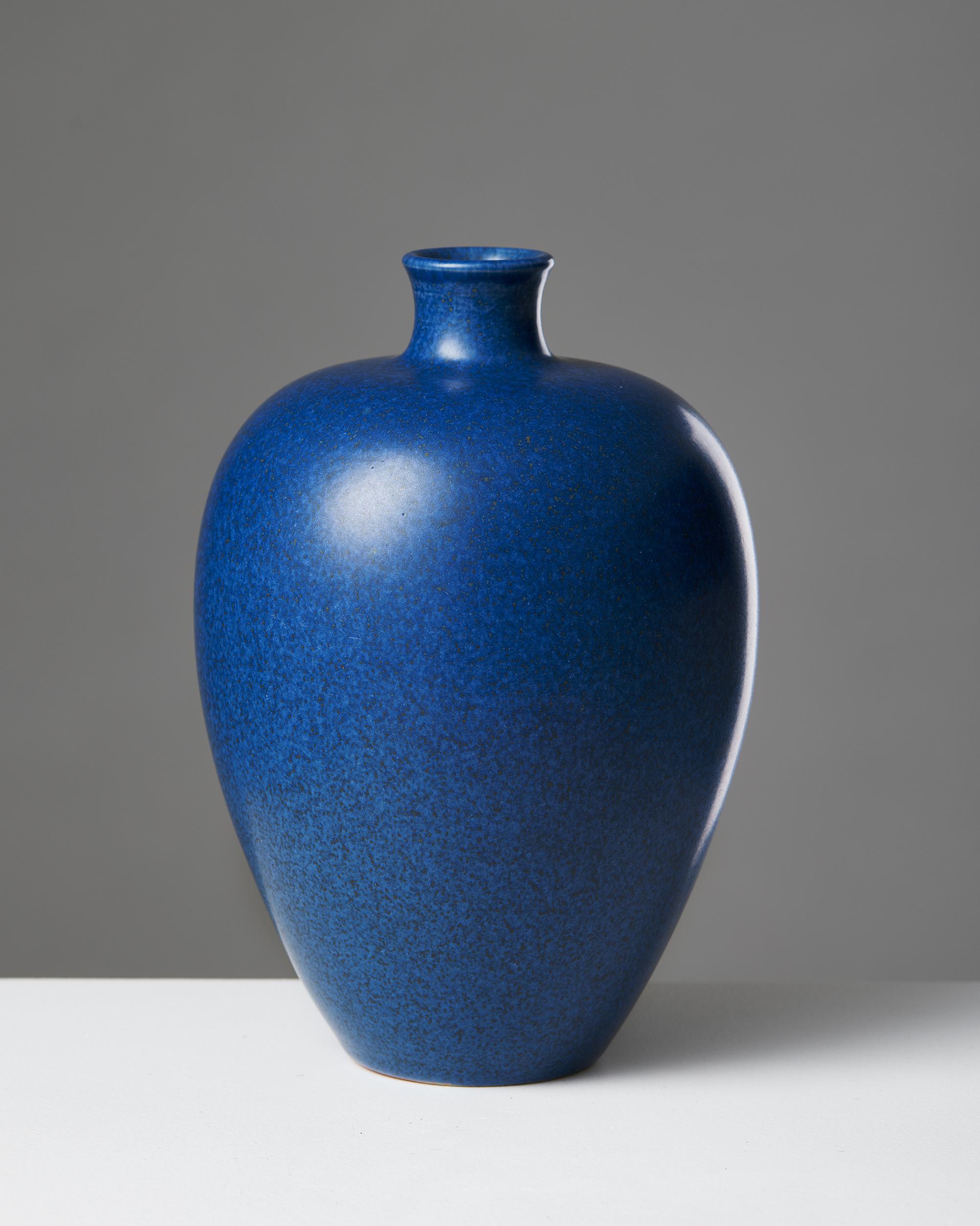 Mid-Century Modern Vase designed by Erich and Ingrid Triller for Tobo, Sweden, 1970s For Sale