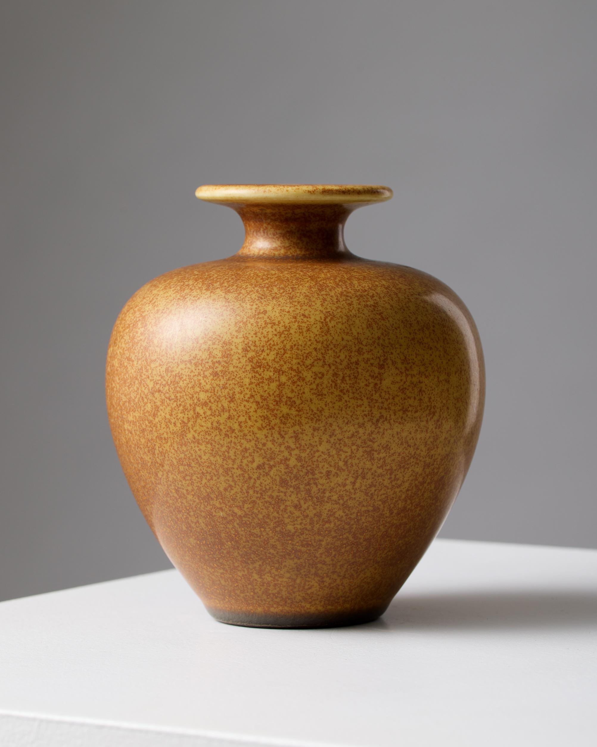 Jarrón diseñado por Erich and Ingrid Triller, Tobo, Suecia, años 50 Sueco en venta