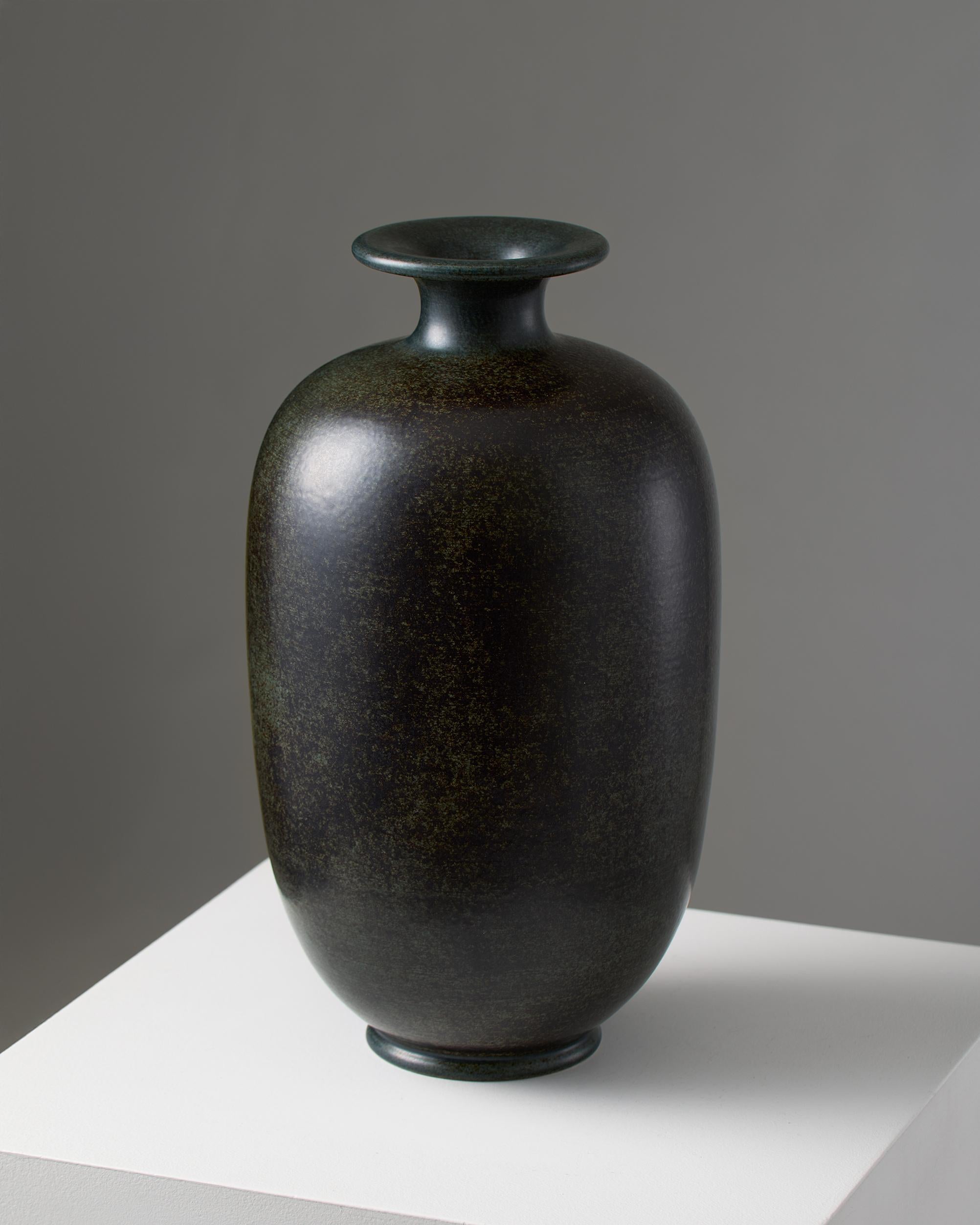 Vaso in gres nero del 1950 di Ingrid and Ingrid Triller per Tobo - Svezia In condizioni buone in vendita a Stockholm, SE