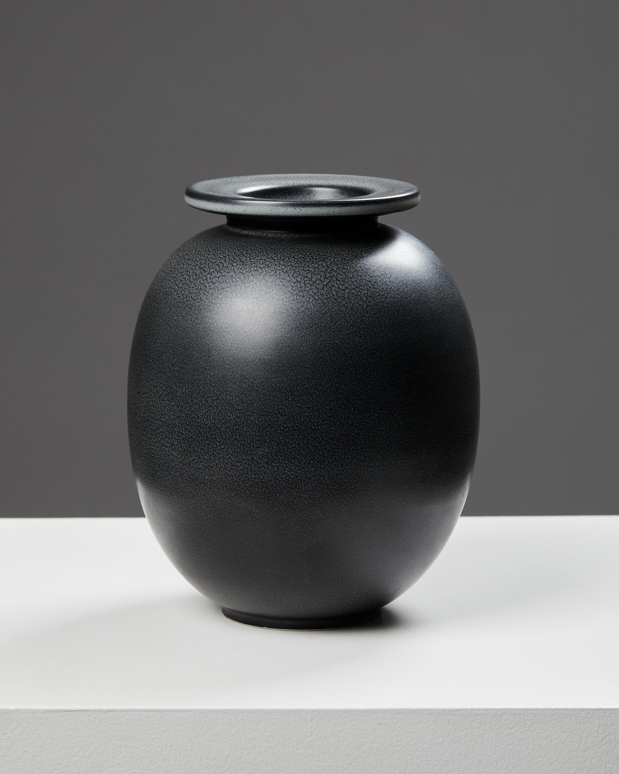 Vase Designed by Gunnar Nylund for Rörstrand, Sweden, 1950s In Good Condition In Stockholm, SE