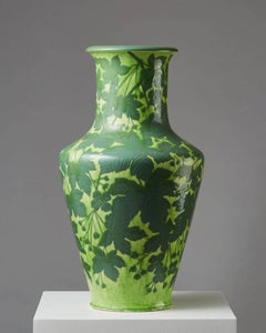 Vaso disegnato da Gunnar Wennerberg per Gustavsberg, Svezia, inizio '900
