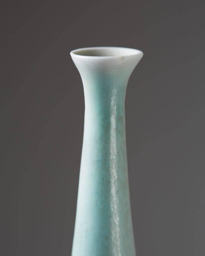 Vase Designed by Kyllikki Salmenhaara for Arabia, Finland, 1950s In Excellent Condition In Stockholm, SE