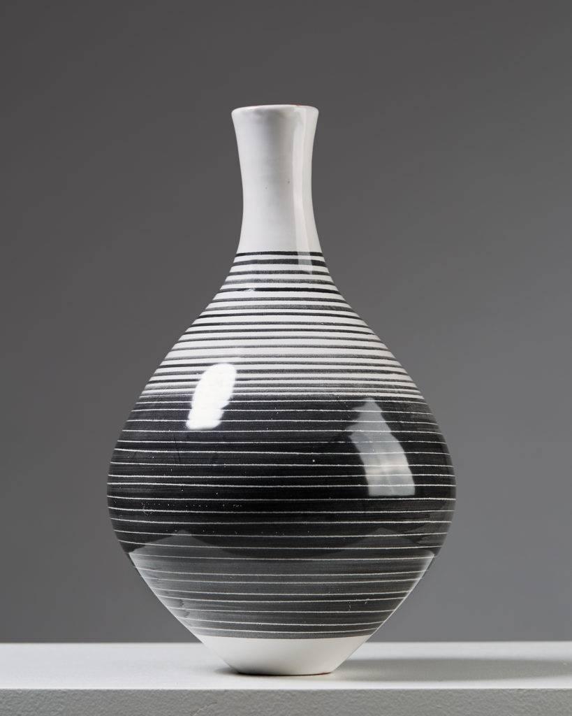 Scandinavian Modern Vase designed by Mari Simmulson for Upsala Ekeby, Sweden, 1950s