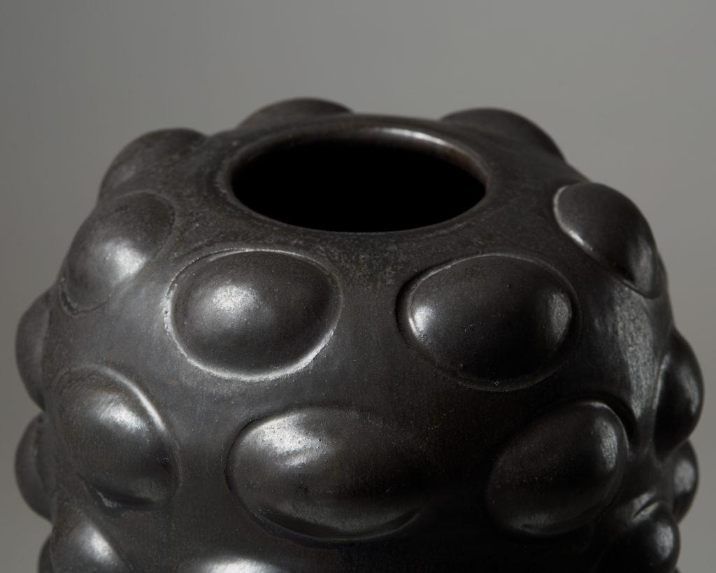 Vase Designed by Mårten Medbo, Contemporary, Stoneware, Sweden, 1998 In Good Condition For Sale In Stockholm, SE