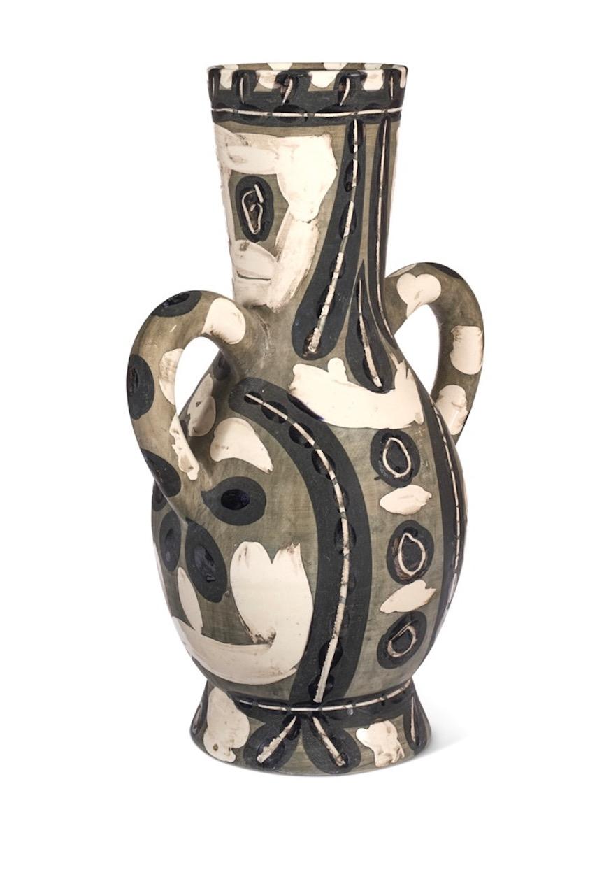 Pablo Picasso Vaso Deux anses hautes (A.R. 141) Il Re, Vaso in ceramica Madoura In condizioni ottime in vendita a New York, US