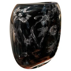 Vase en Verre Soufflé signé Ada Loumani – Pièce d’Exception
