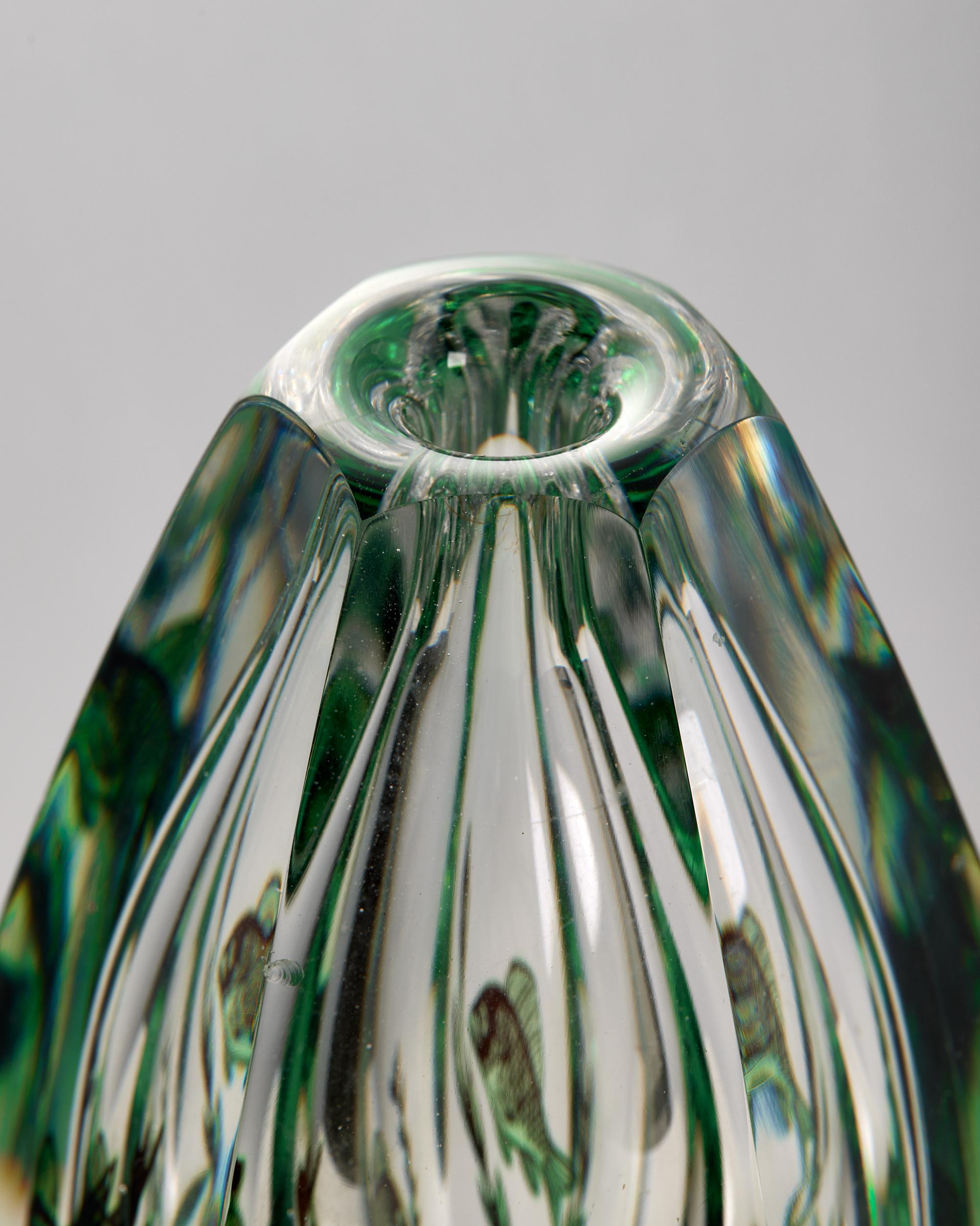 Metà XX secolo Vaso 'Fish Graal' disegnato da Edward Hald per Orrefors, Svezia, 1949 in vendita