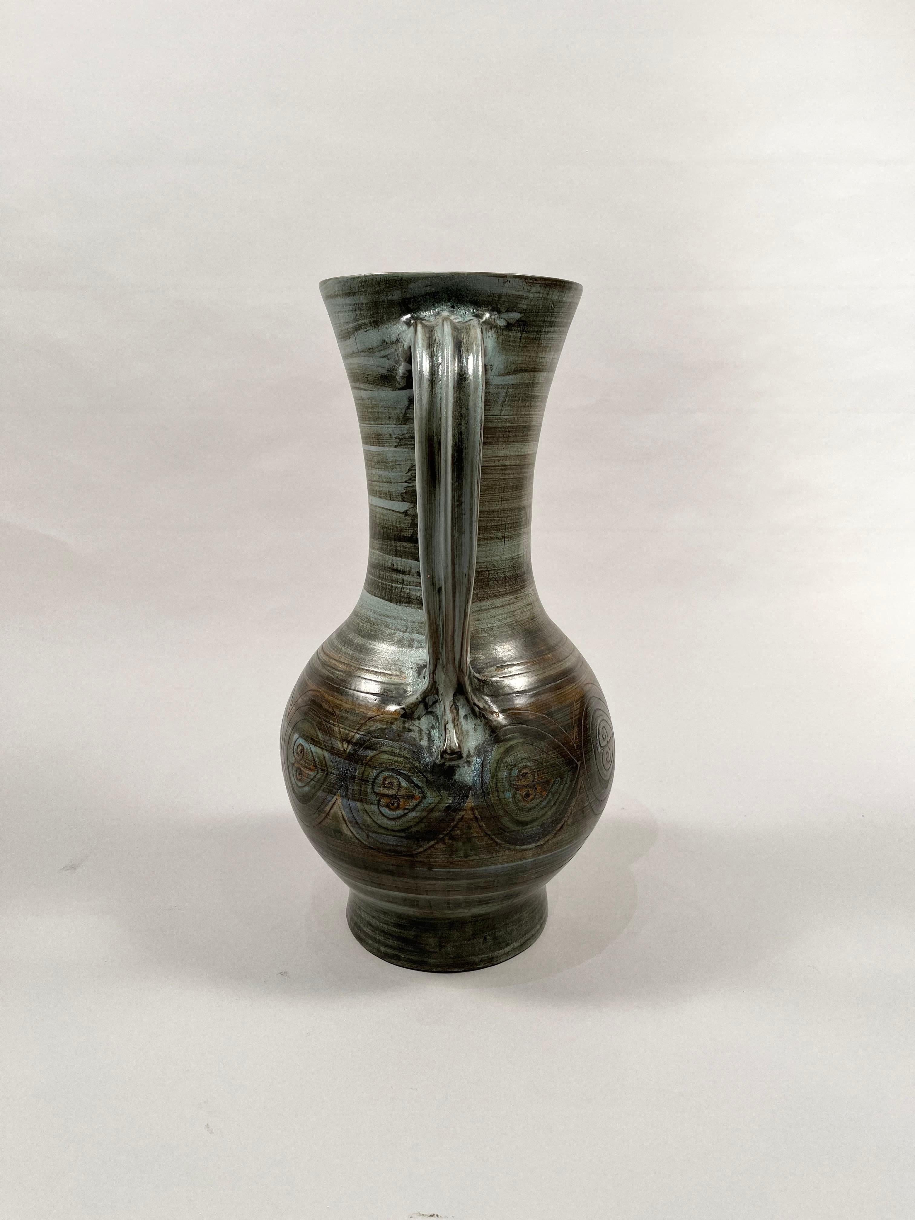 Important vase in polychrome enameled ceramic by Jean de Lespinasse, Vallauris, France circa 1950.