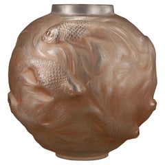 Vase “formose” In Molded, Pressed, Blown Glas Patina By René Lalique (1860-1845)
