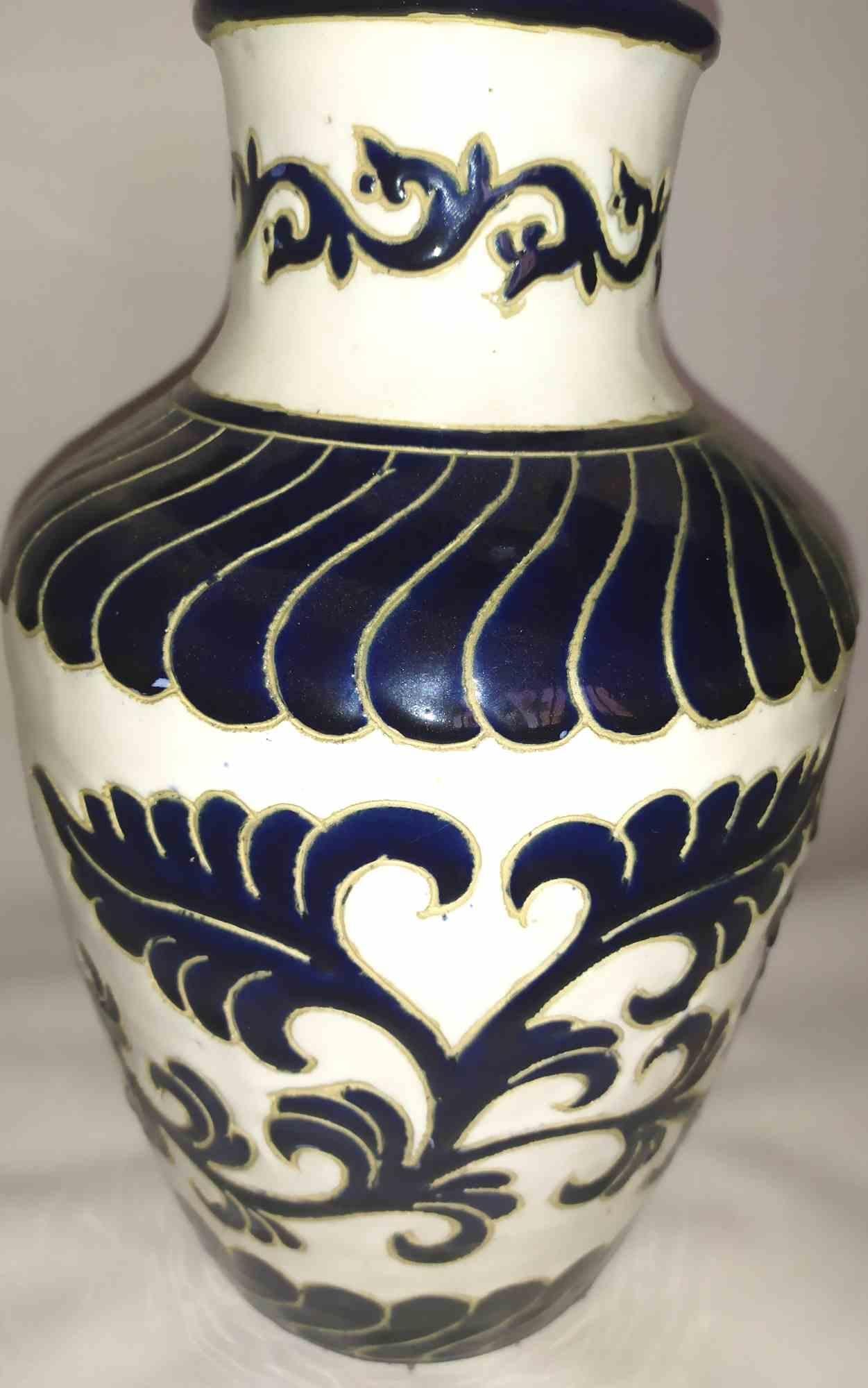 Vase de Capodimonte, années 1960 en vente 2