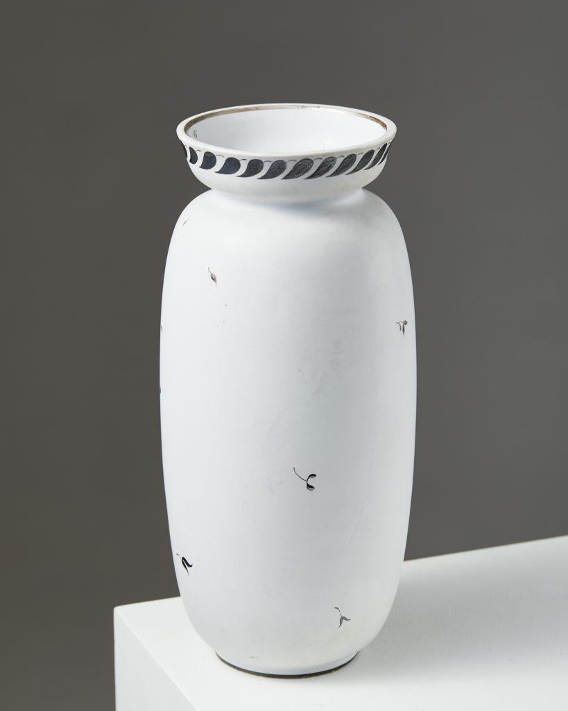 Swedish Vase ‘Grazia’ Designed by Stig Lindberg for Gustavsberg, Sweden, 1940s