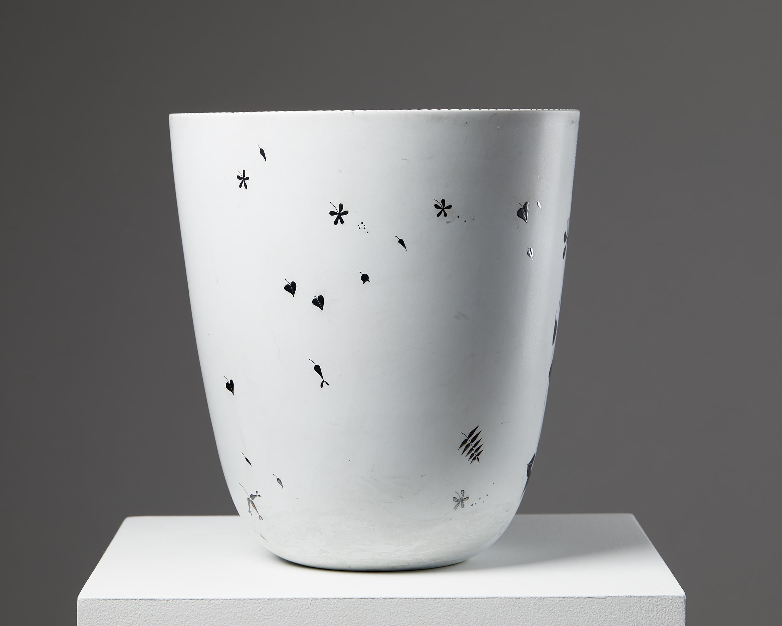 Vase ‘Grazia’ Designed by Stig Lindberg for Gustavsberg, Sweden, 1956 In Good Condition For Sale In Stockholm, SE