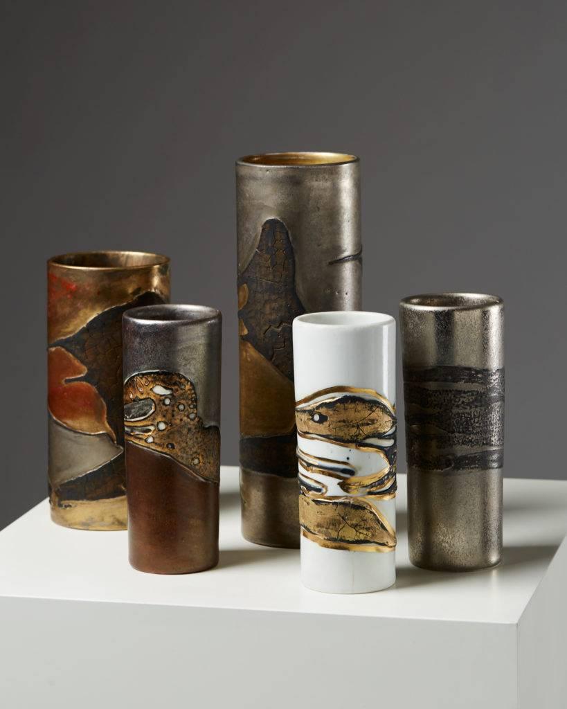 Groupe de vases Créé par Toini Muona pour Arabia:: Finlande:: années 1960 Bon état - En vente à Stockholm, SE