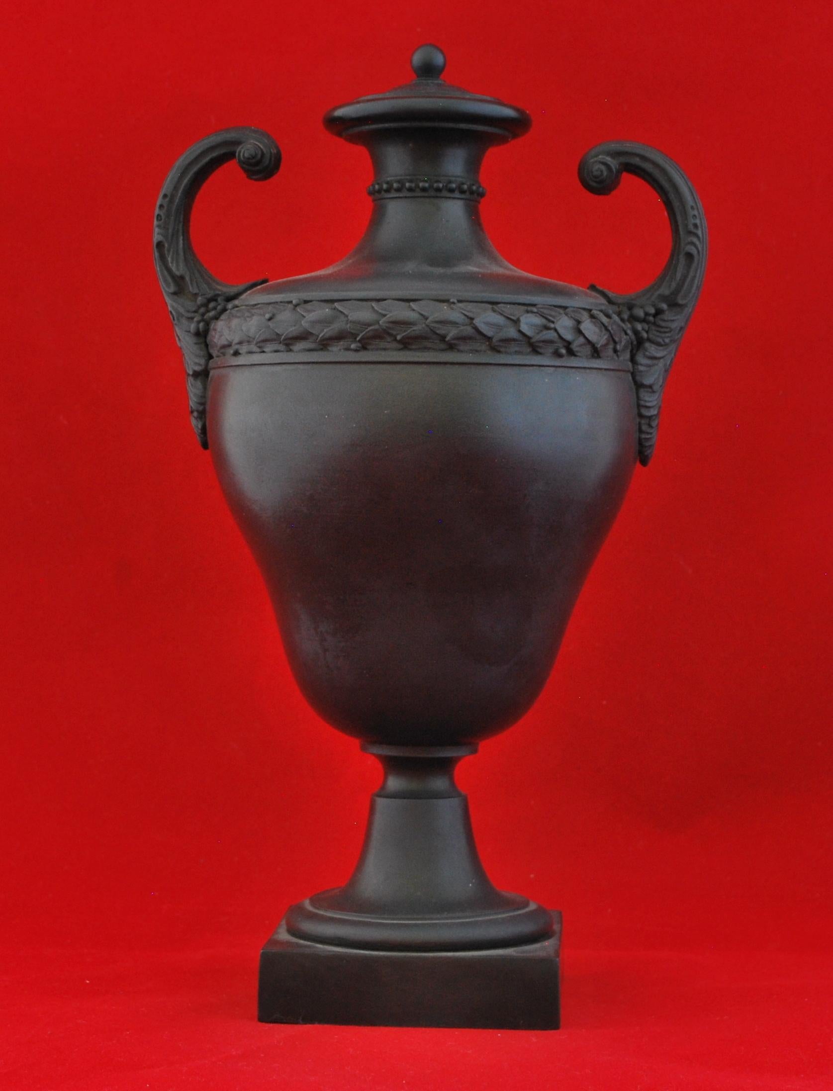 Neoclassical Vase in Black Basalt, Wedgwood & Bentley, circa 1773