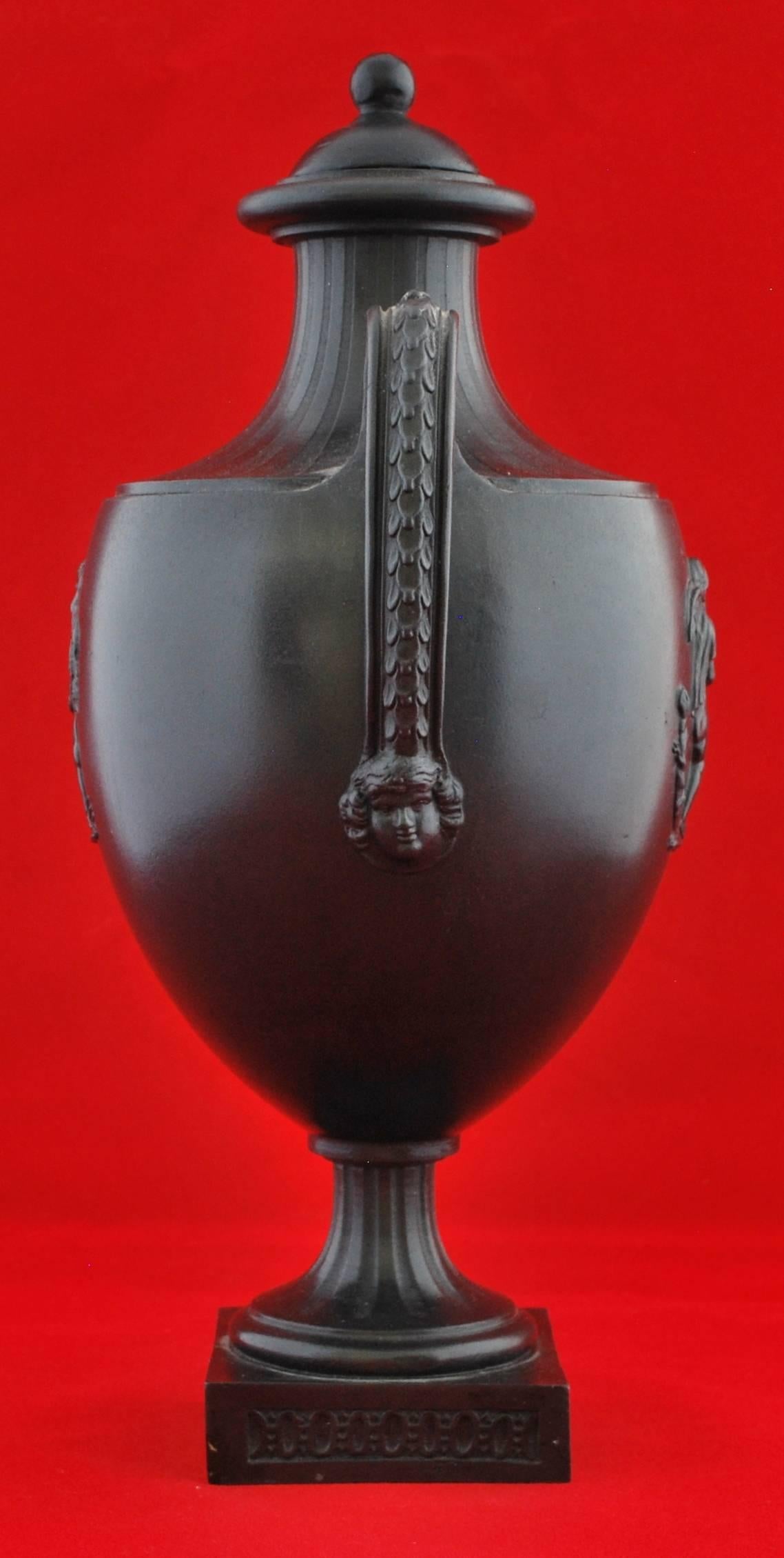 wedgwood vase shapes