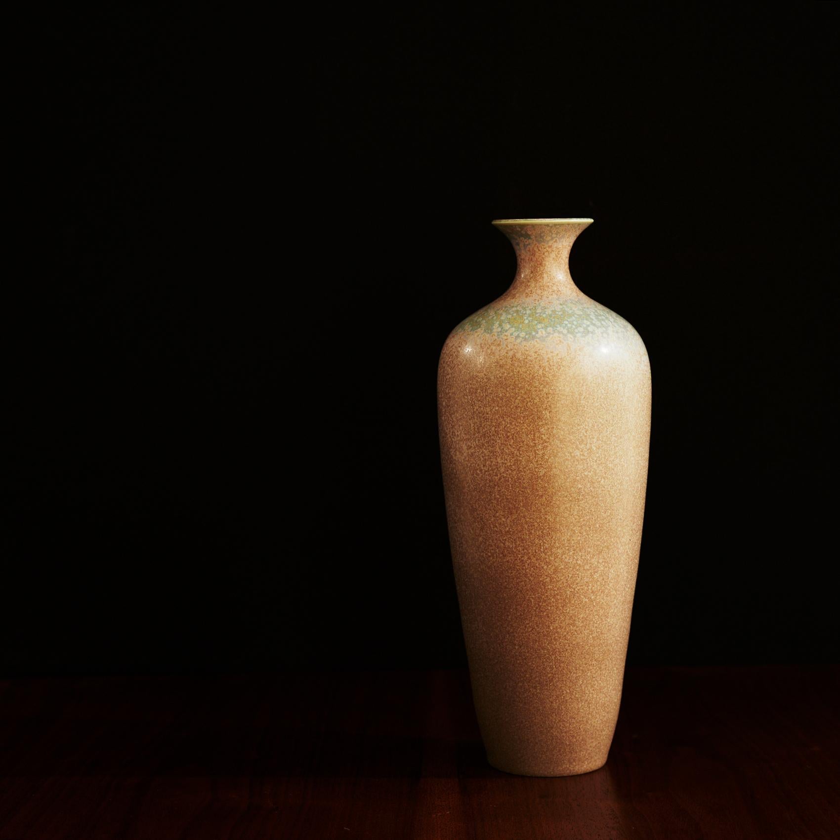 Vase in Ceramic by Gunnar Nylund In Good Condition In Berlin, BE