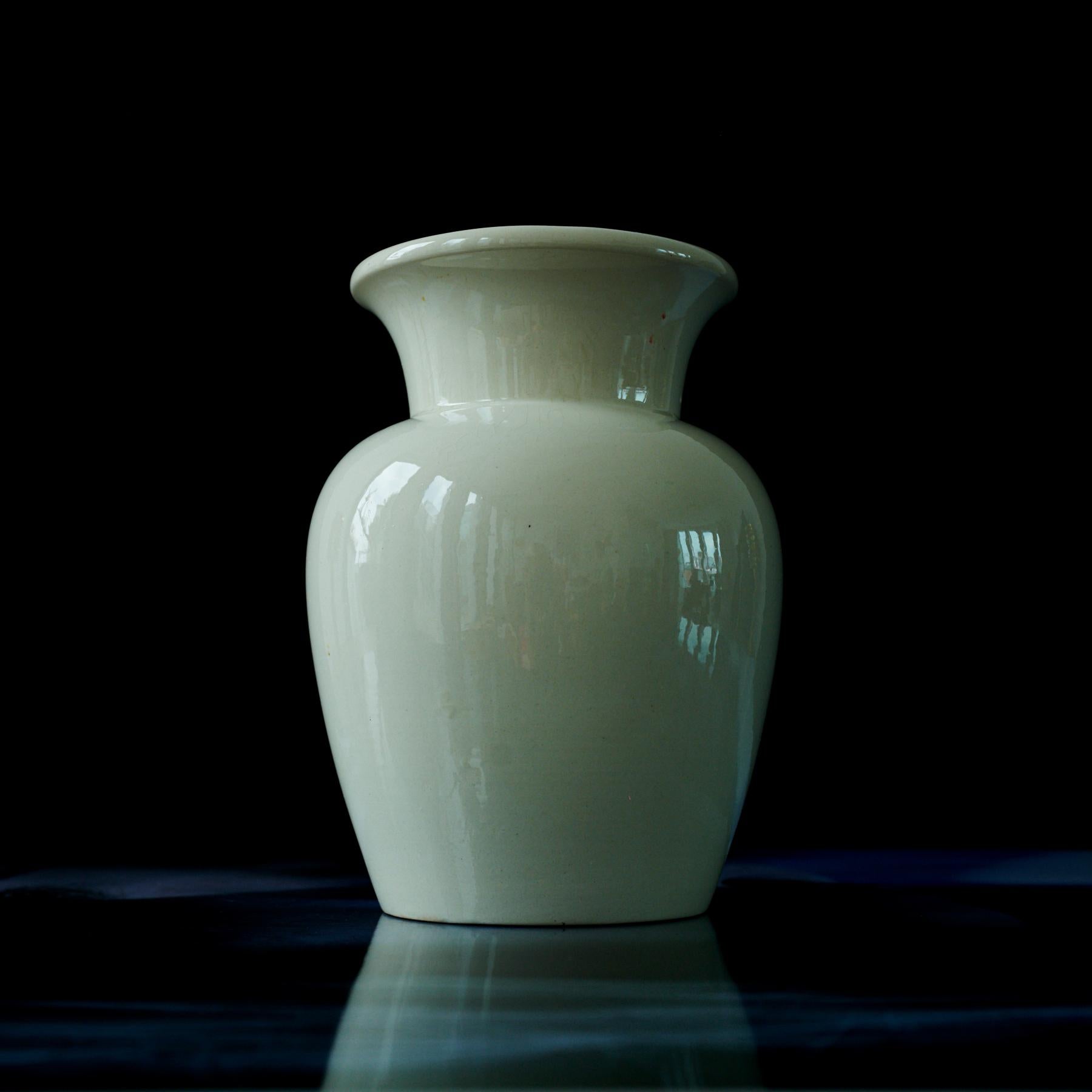 Vase in Ceramic, Model ‘6424’ by Richard-Ginori, San Cristoforo In Good Condition For Sale In Berlin, BE