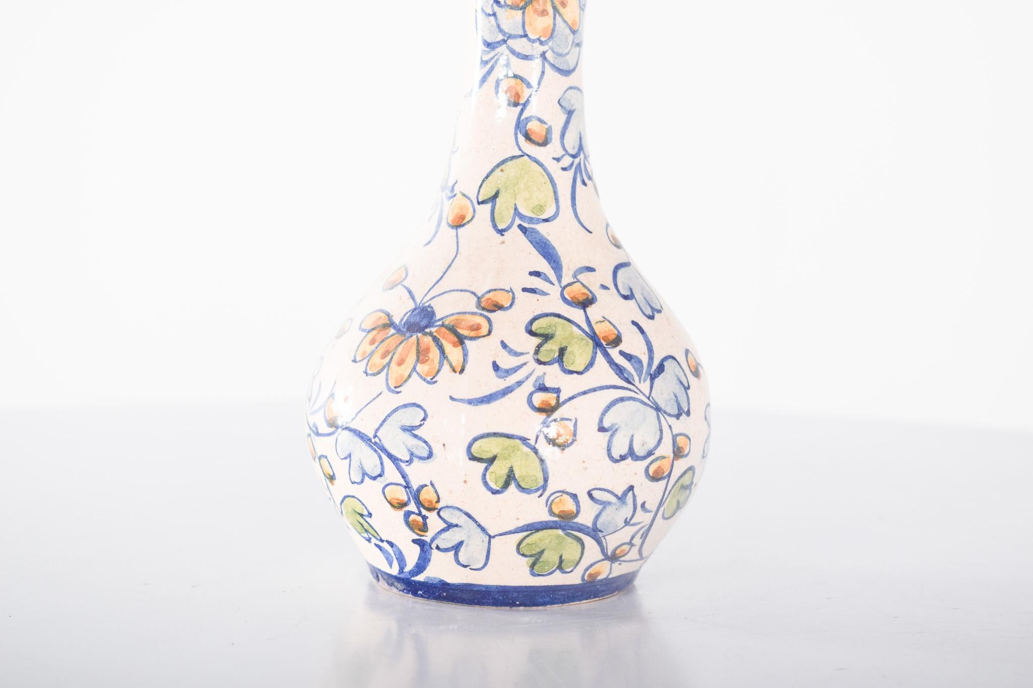Mid-Century moderno Vaso in terracotta, Faience portoghese di Alcobaça in vendita