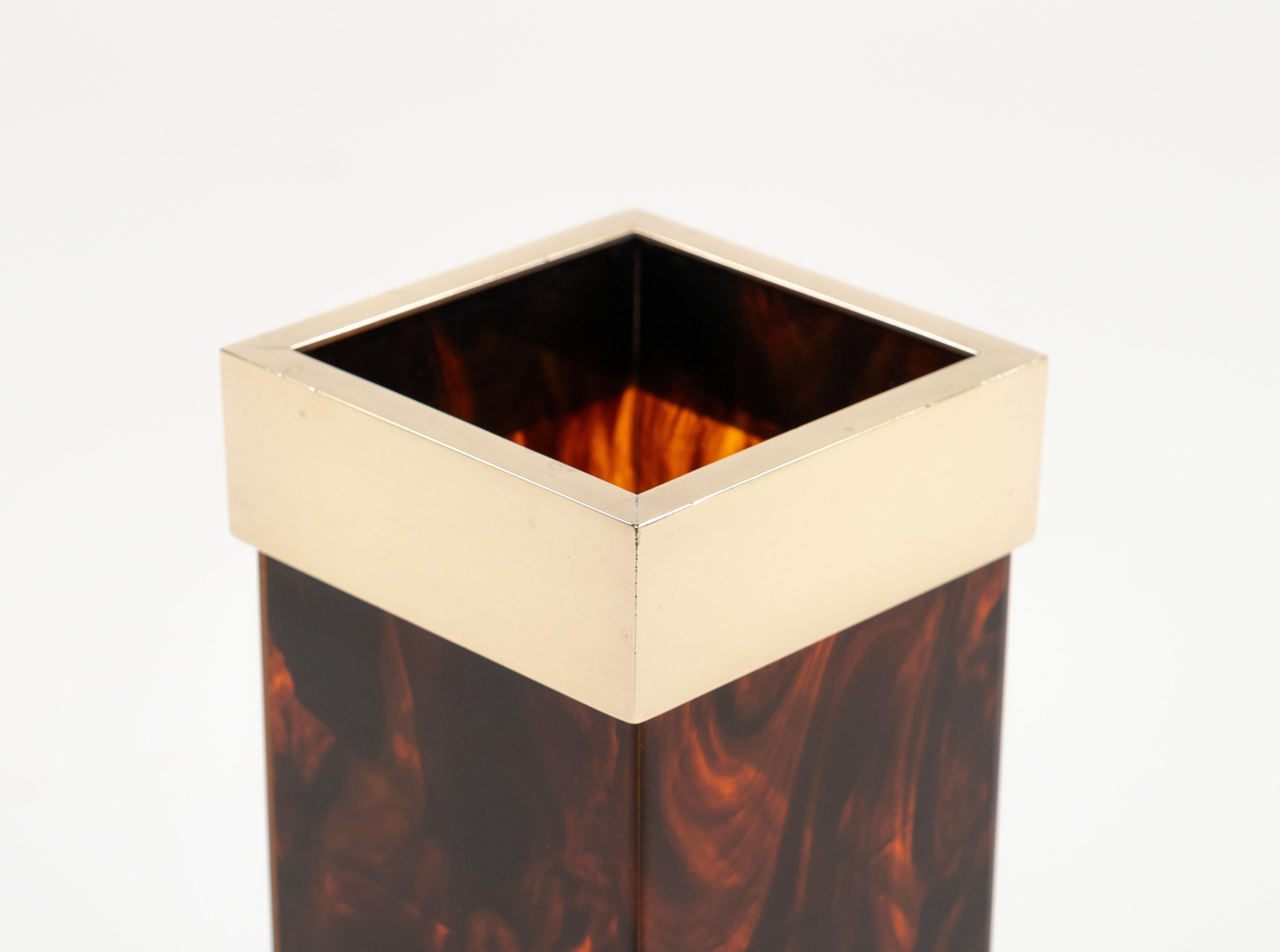 Vase in Effect Tortoiseshell Lucite and Brass Christian Dior Style, Italy 1970s For Sale 2