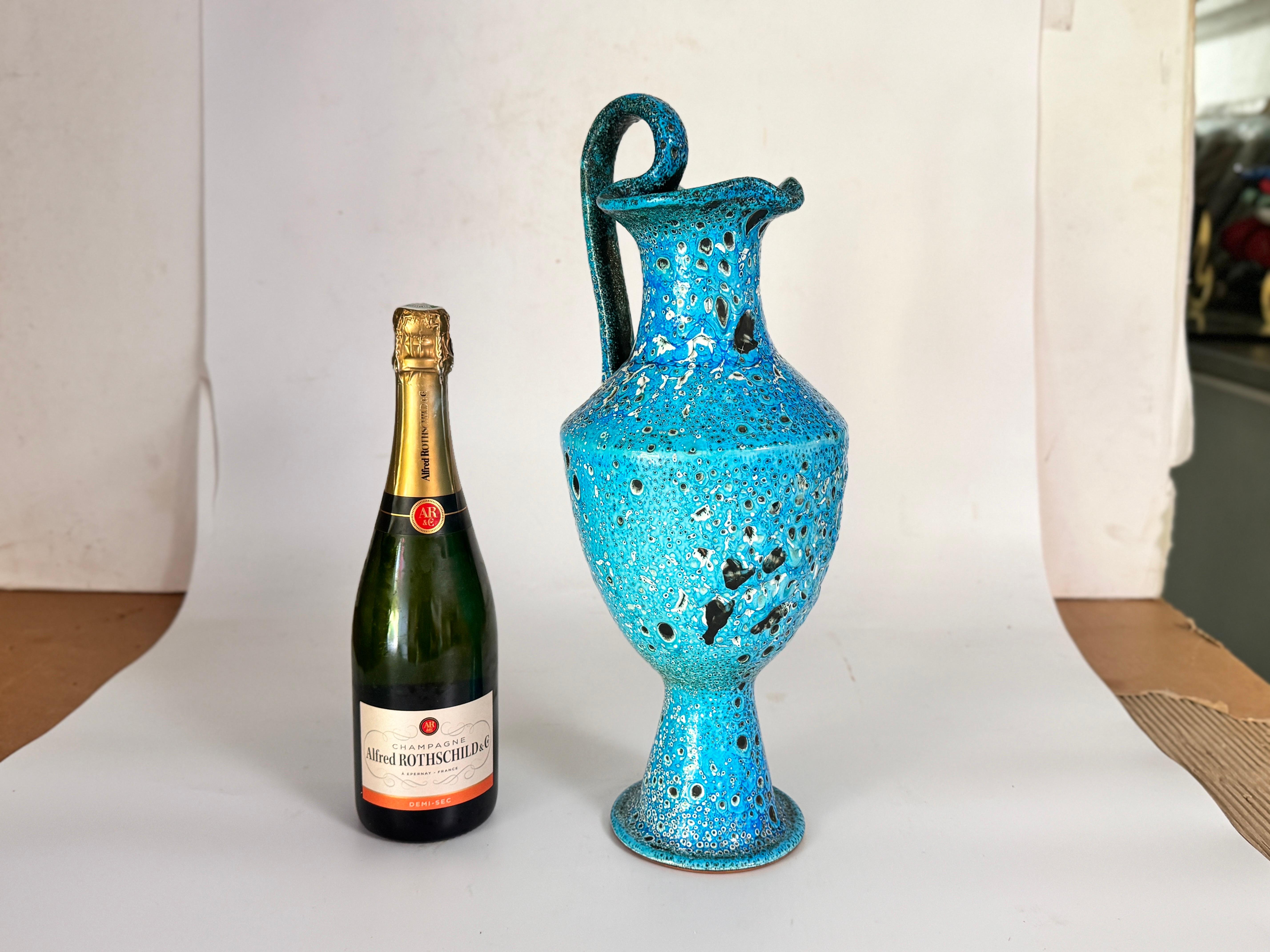 Vase en céramique bleue émaillée Italie 1970 