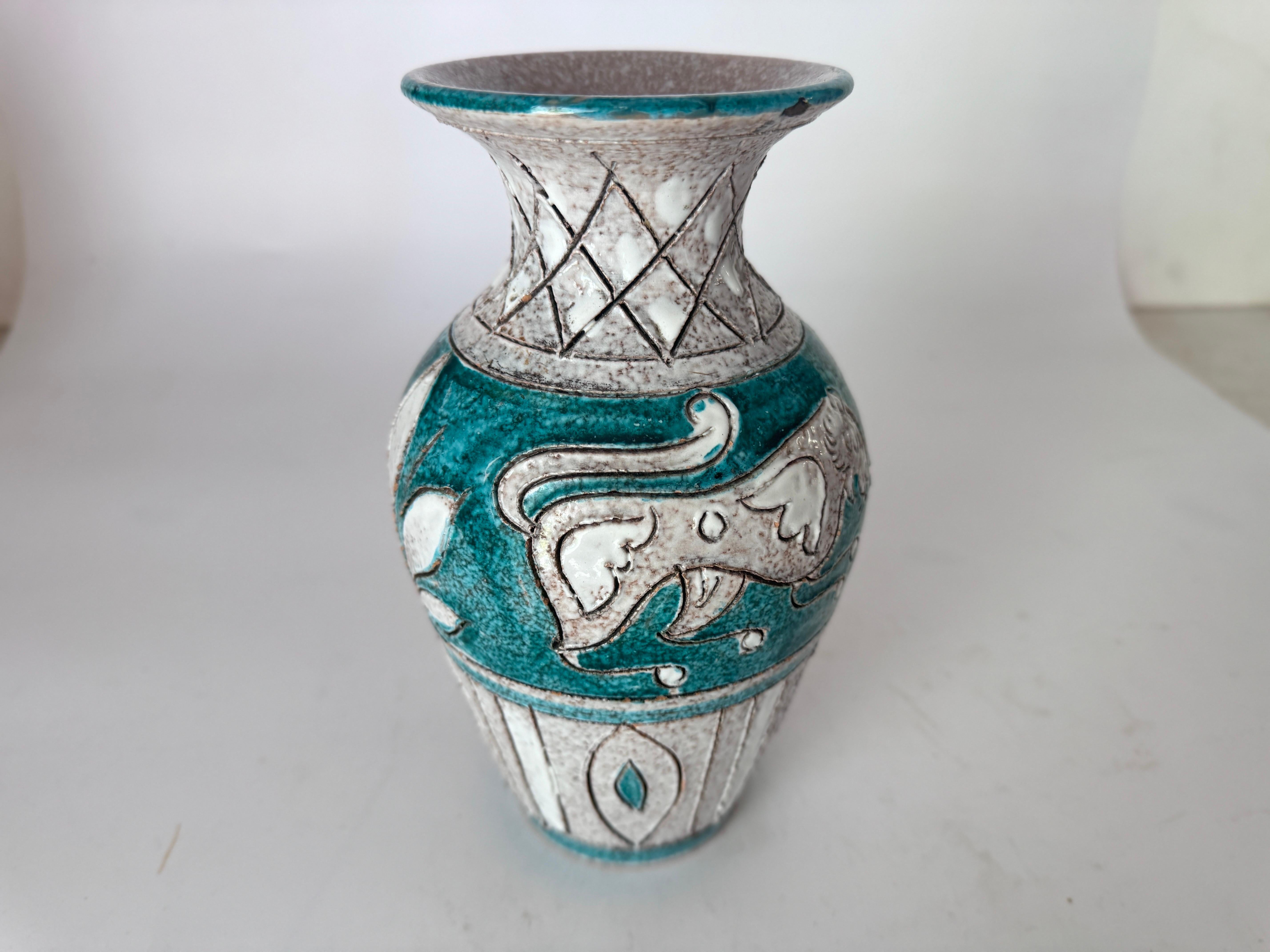 Vase in Enameled Ceramic Green and White Italy 1970 signed For Sale 3