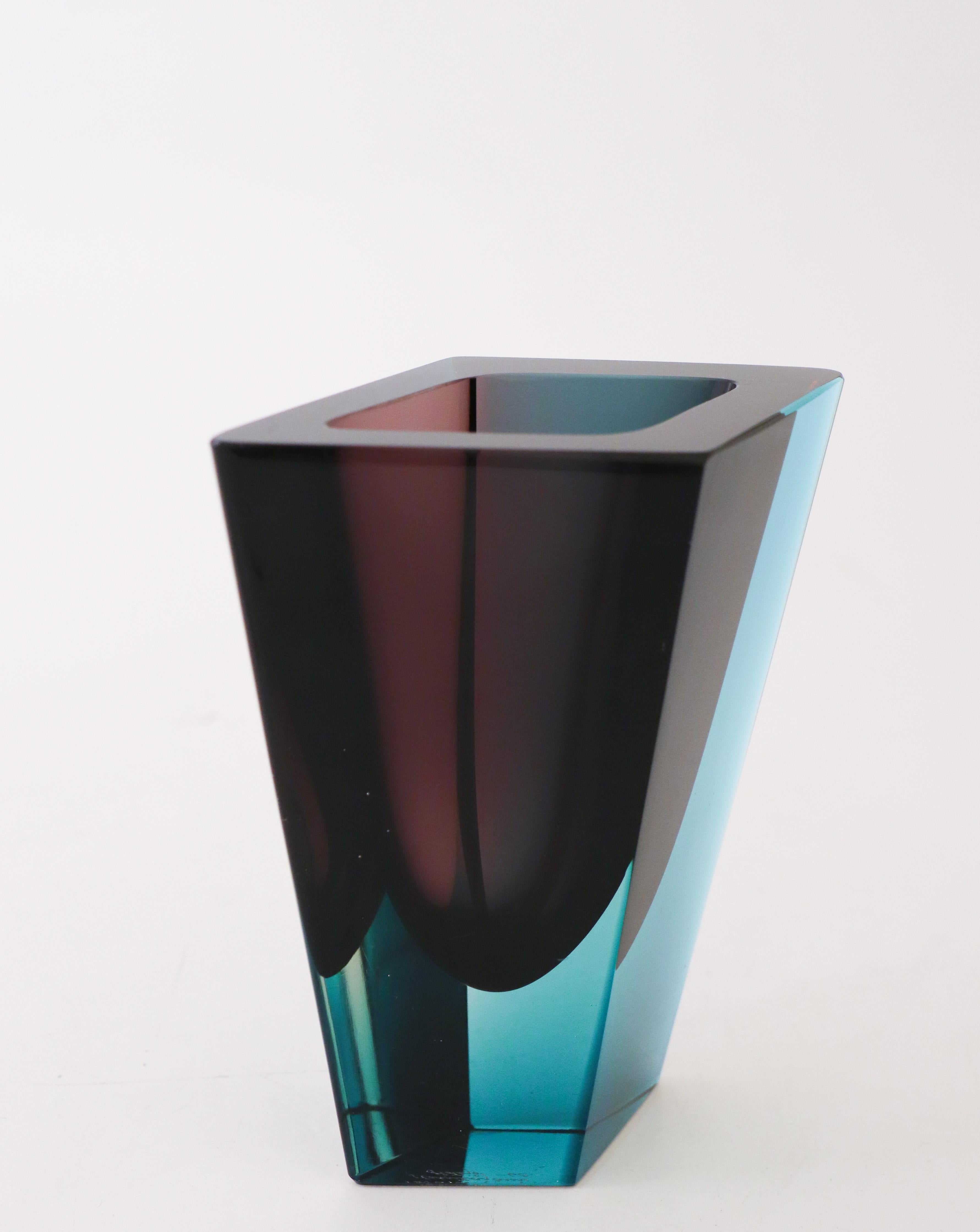 Vase in Glass, Prisma Kaj Franck, Nuutajärvi Notsjö, 1960 For Sale 1