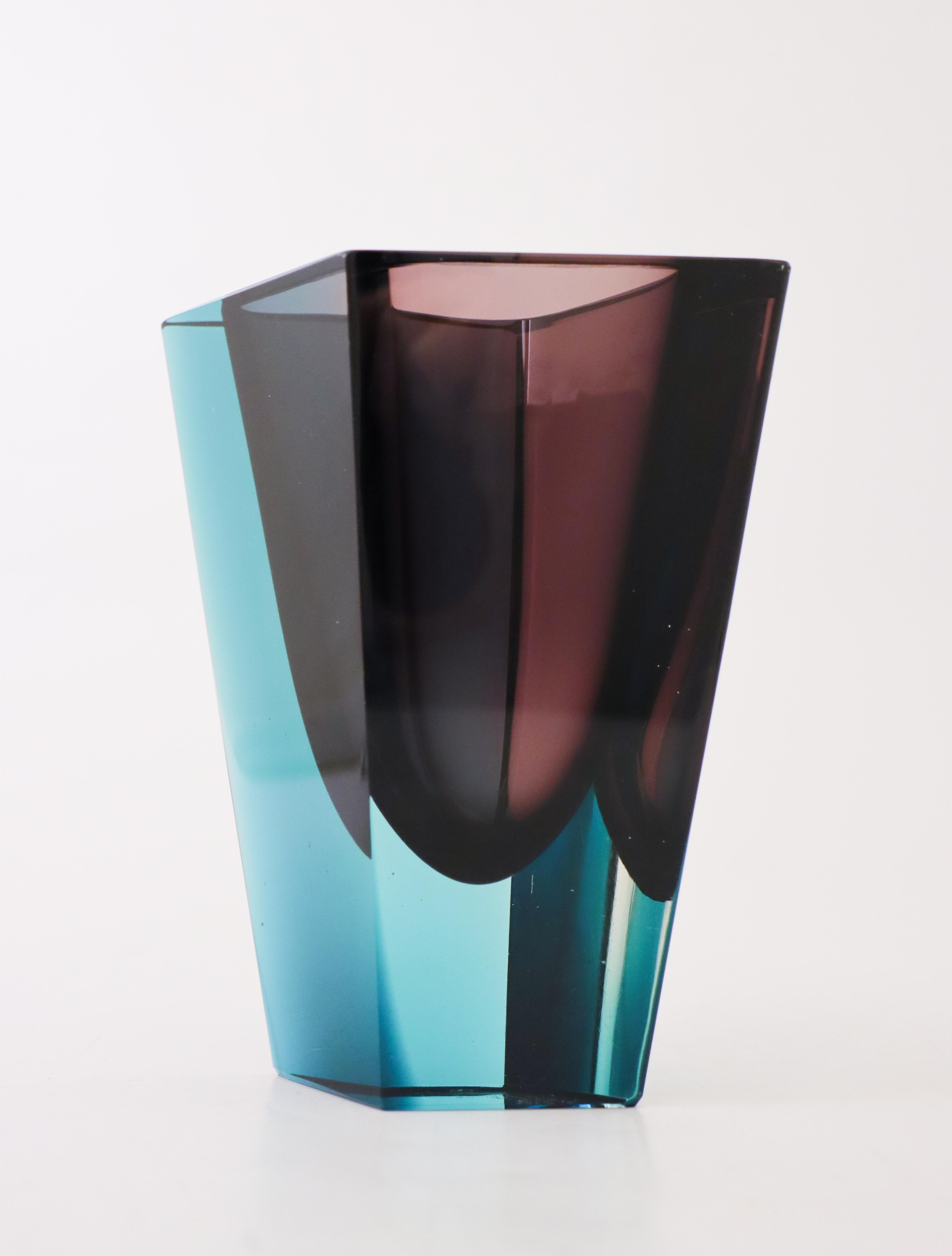 Vase aus Glas, Prisma Kaj Franck, Nuutajärvi Notsjö, 1960 im Angebot 3