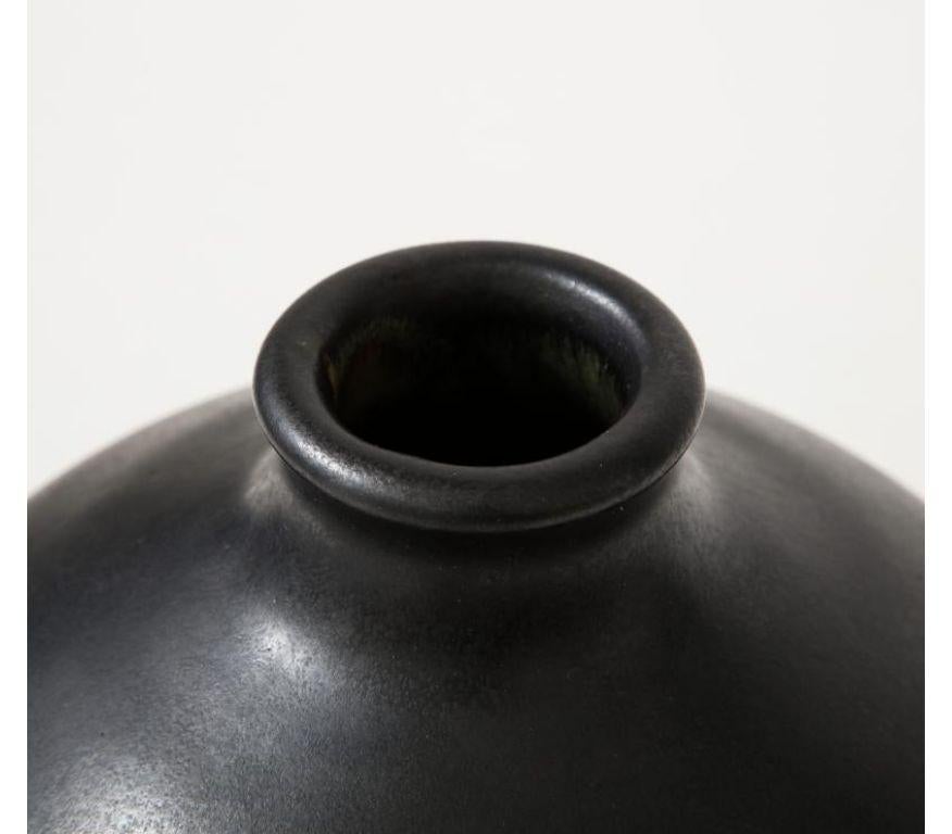 Round Black Glazed Ceramic Vase by Leon Pointu, France, c. 1930 For Sale 2