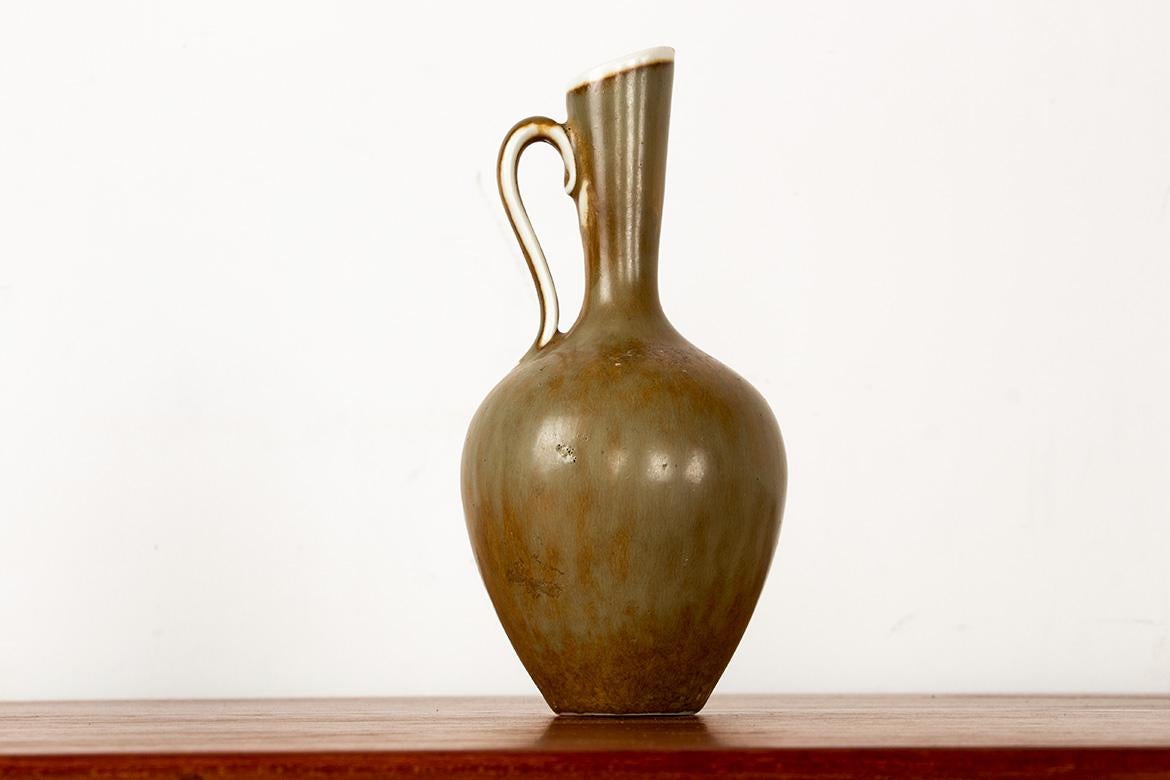 Vase aus khakifarben glasierter Keramik von Gunnar Nylund für Rörstrand Schweden 1960. im Zustand „Hervorragend“ im Angebot in JOINVILLE-LE-PONT, FR