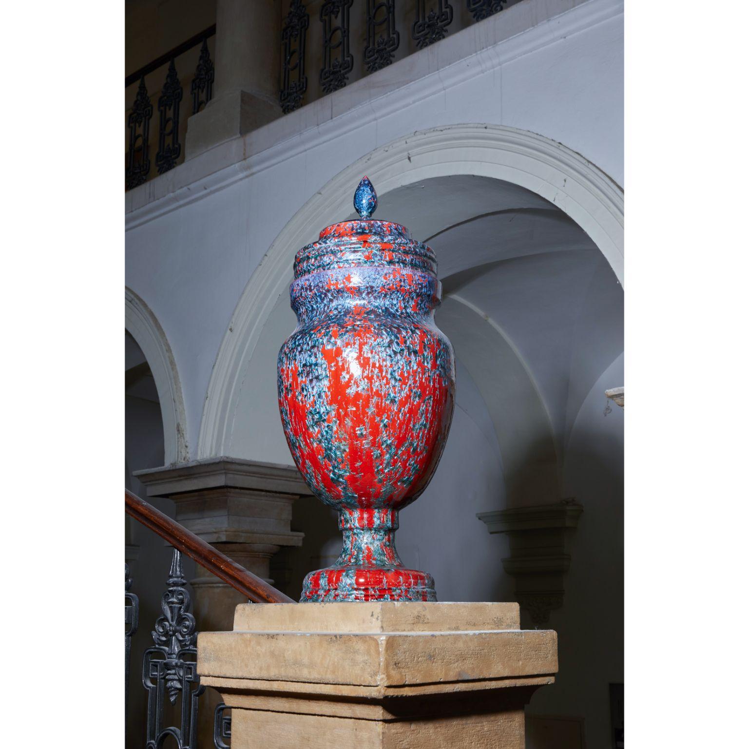 Vase in Louis XVI Style by Milan Pekař In New Condition In Geneve, CH