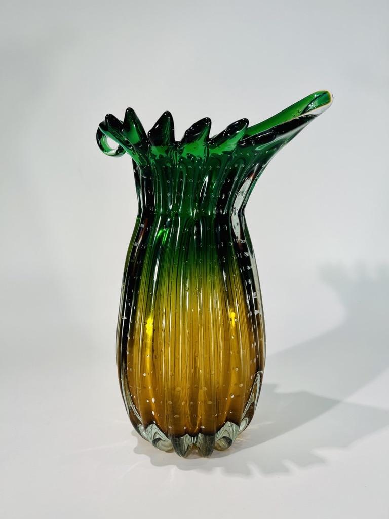 Incroyable grand vase de Murano bicolore avec bulles et 