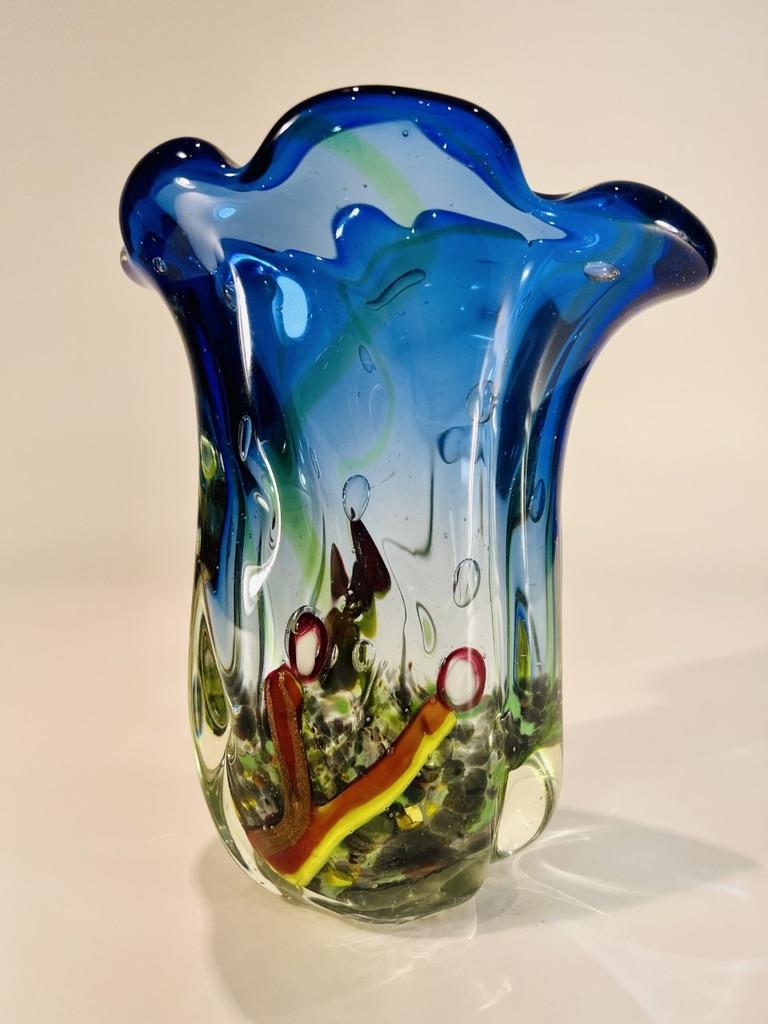 italien Vase en verre de Murano attribué à Dino Martens par Aureliano Toso vers 1950 en vente