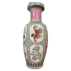 Vase in Porcelain of Canton Early, 20th Century