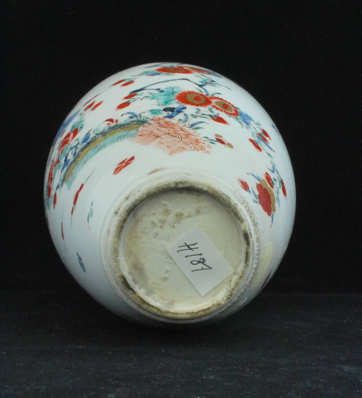 Turned Vase, Kakiemon Decoration, Bow Porcelain Factory, circa 1755